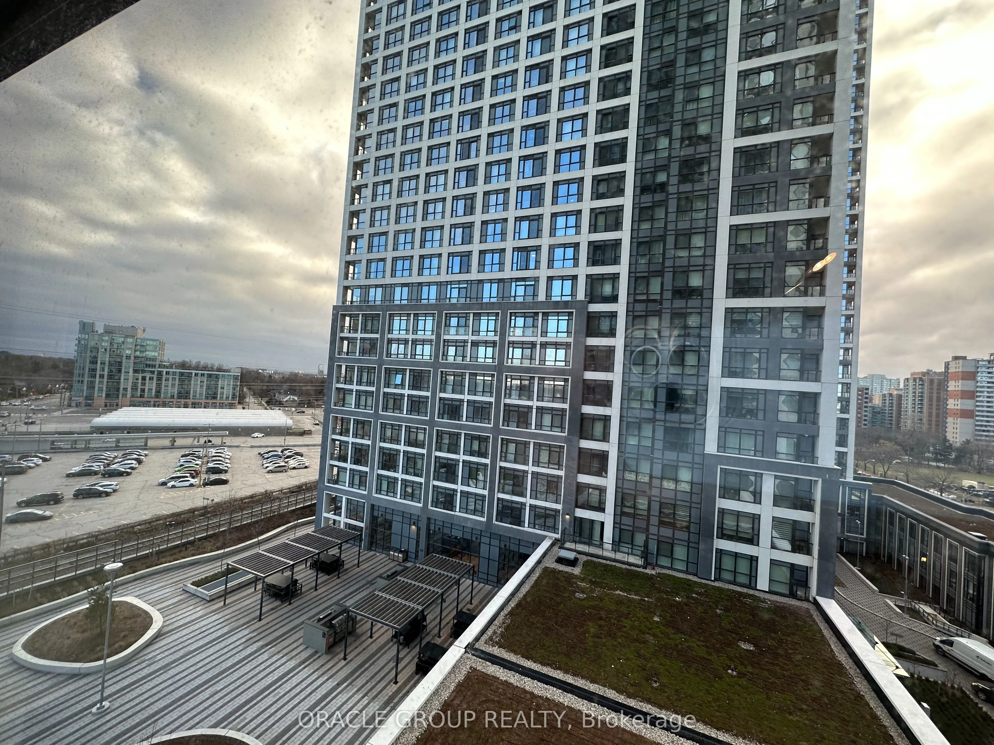 5 Mabelle Avenue, #730