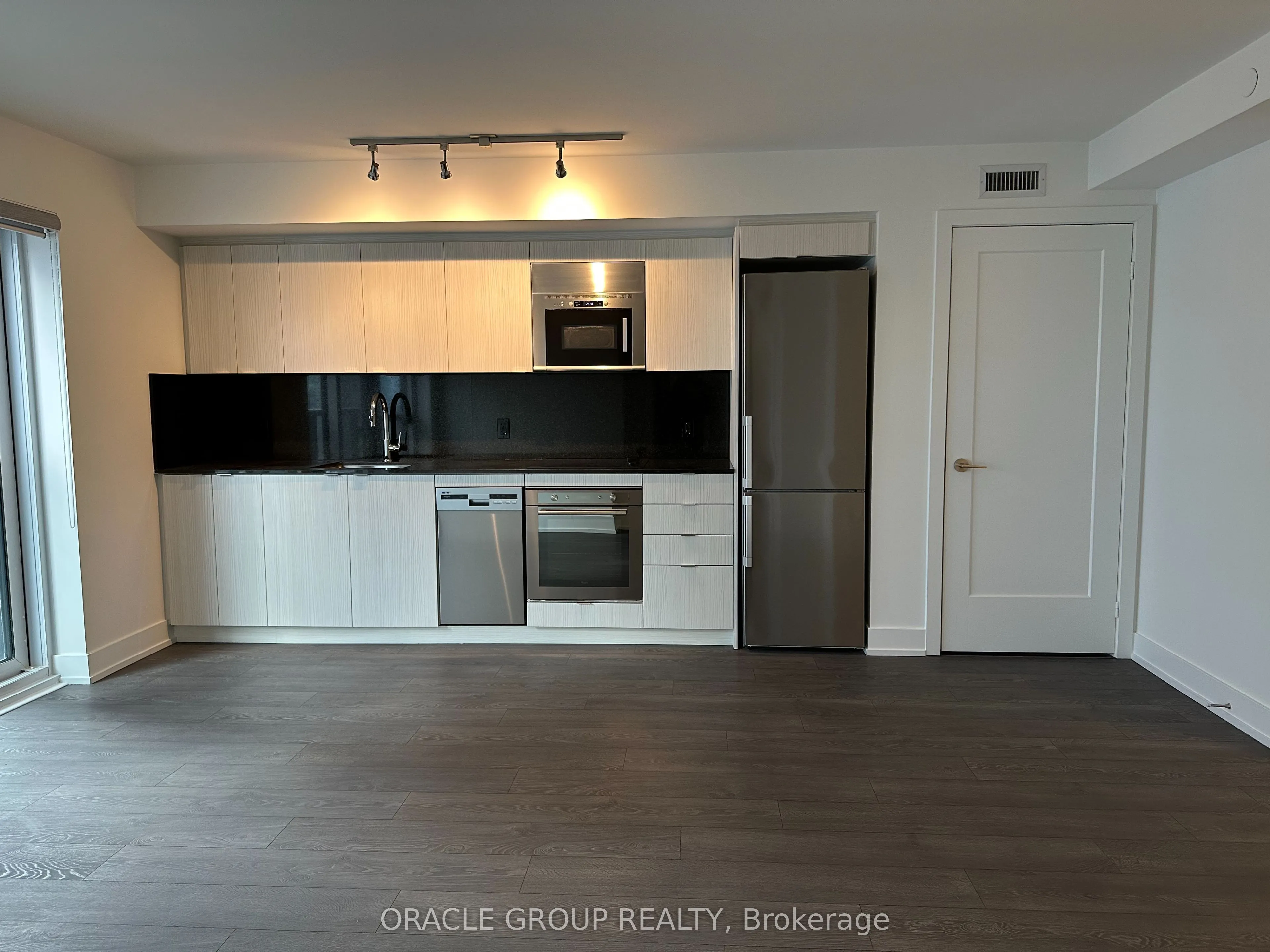 5 Mabelle Avenue, #730