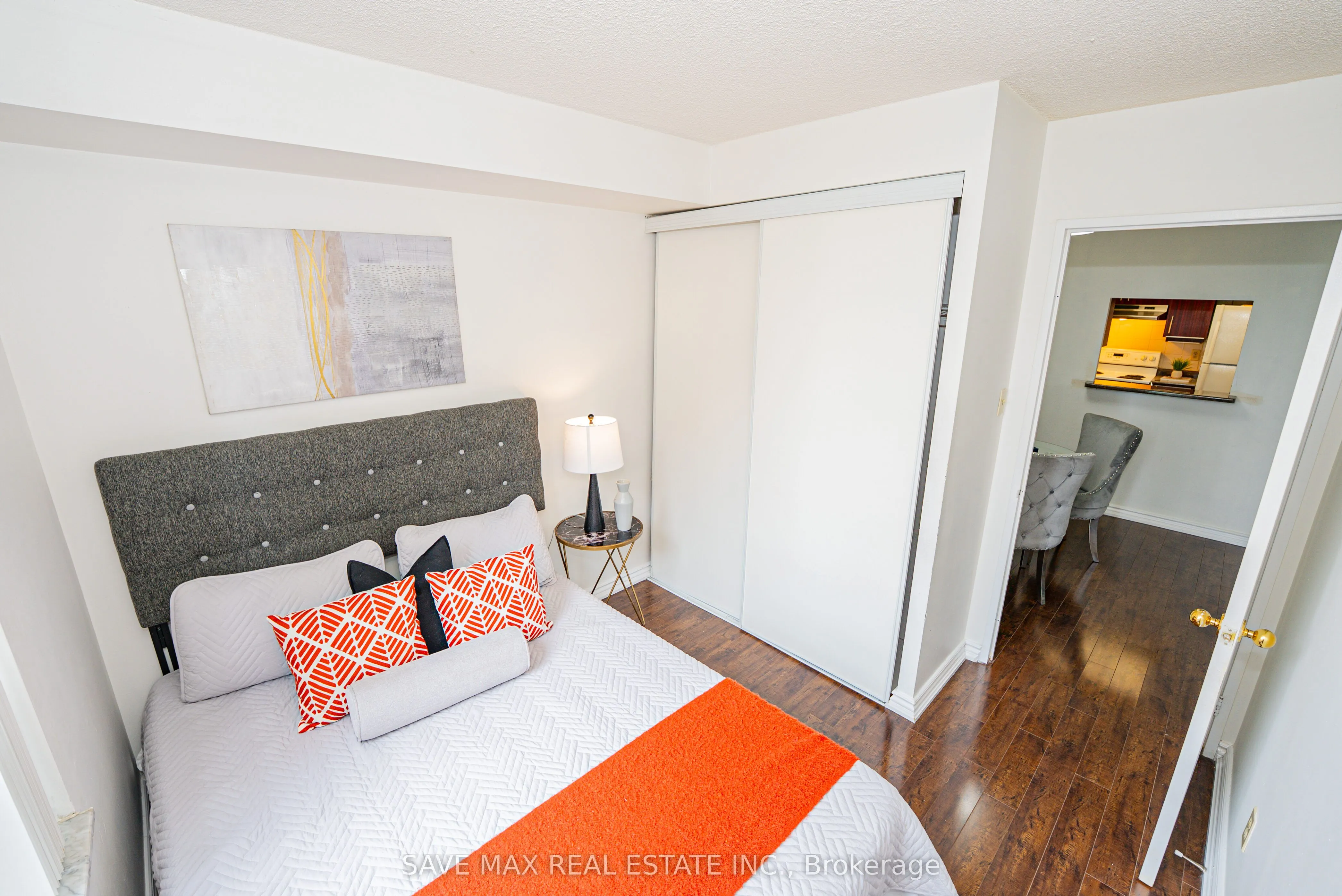 265 Enfield Place, #401