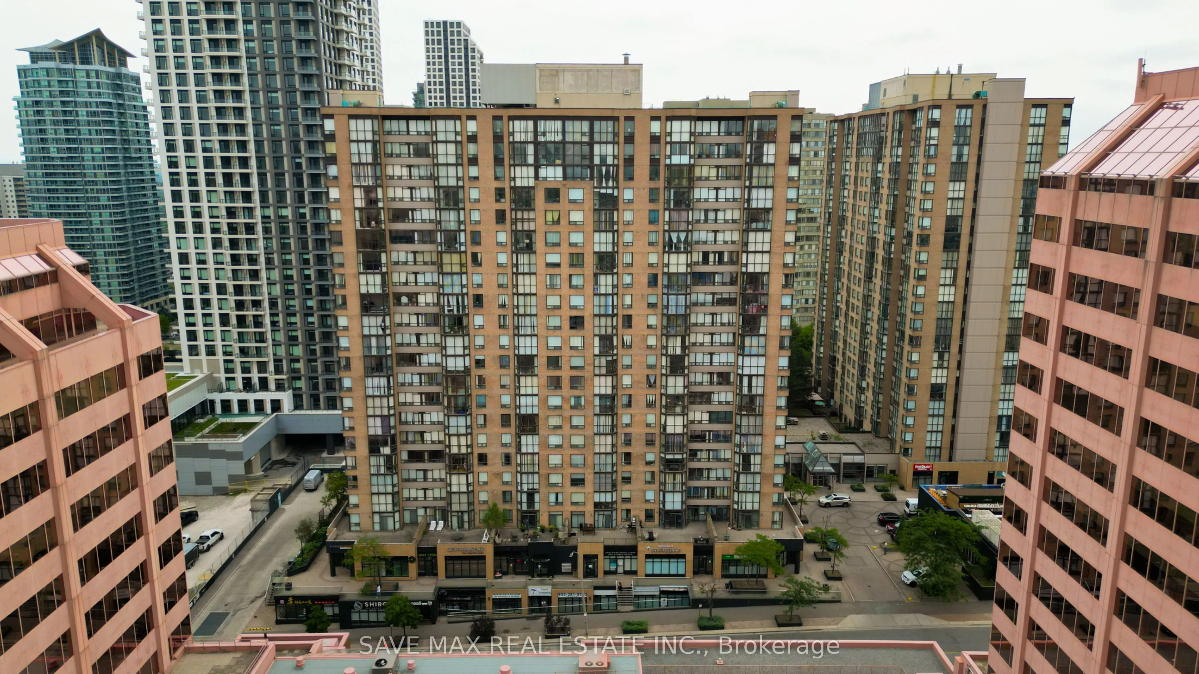 265 Enfield Place, #401
