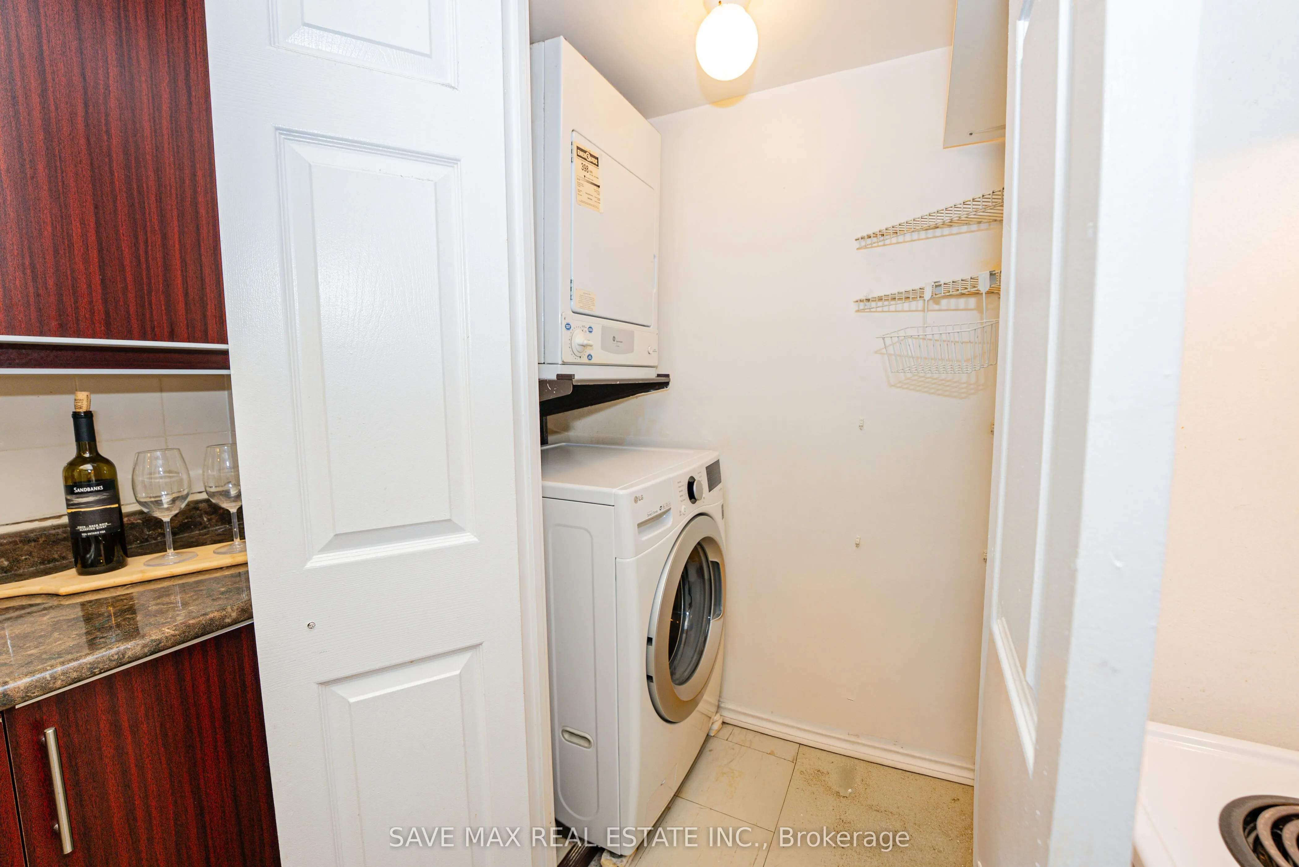 265 Enfield Place, #401