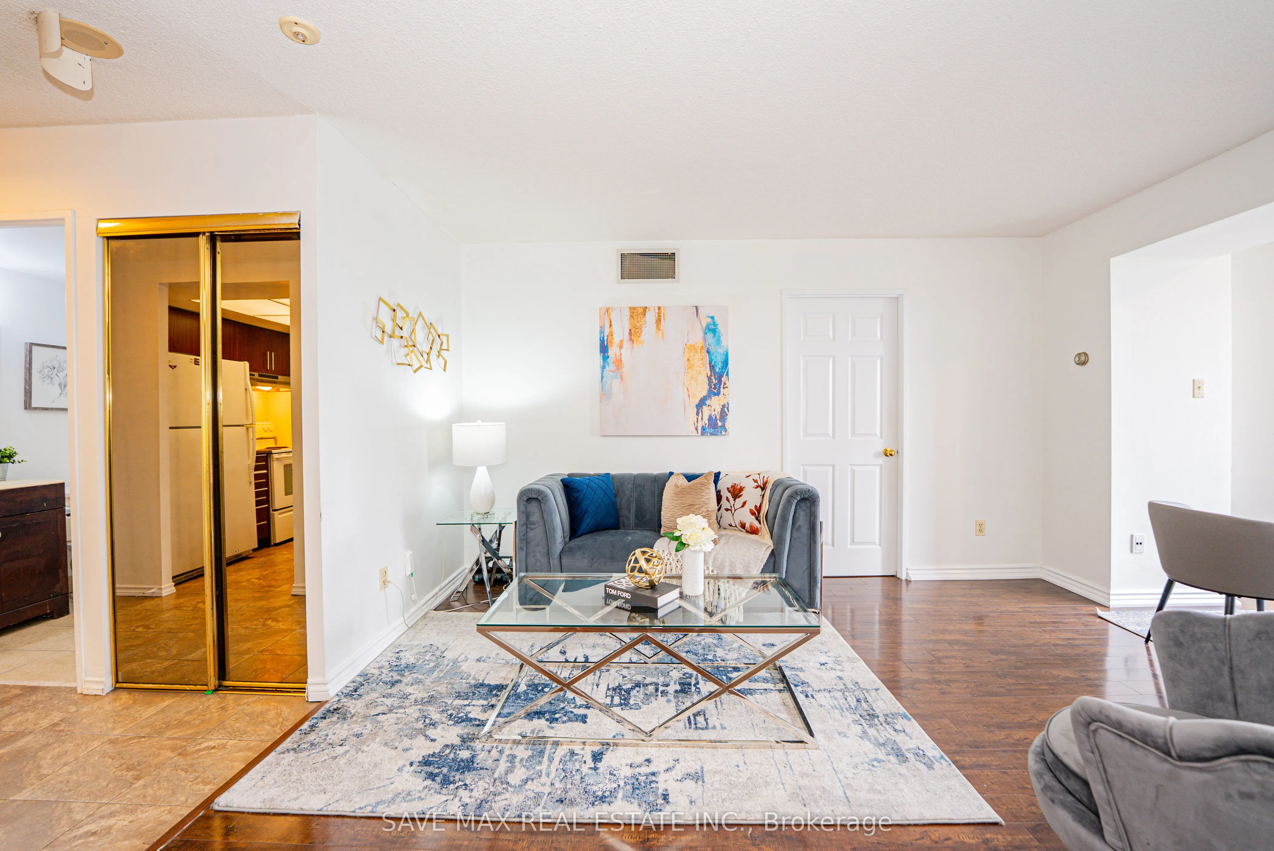 265 Enfield Place, #401