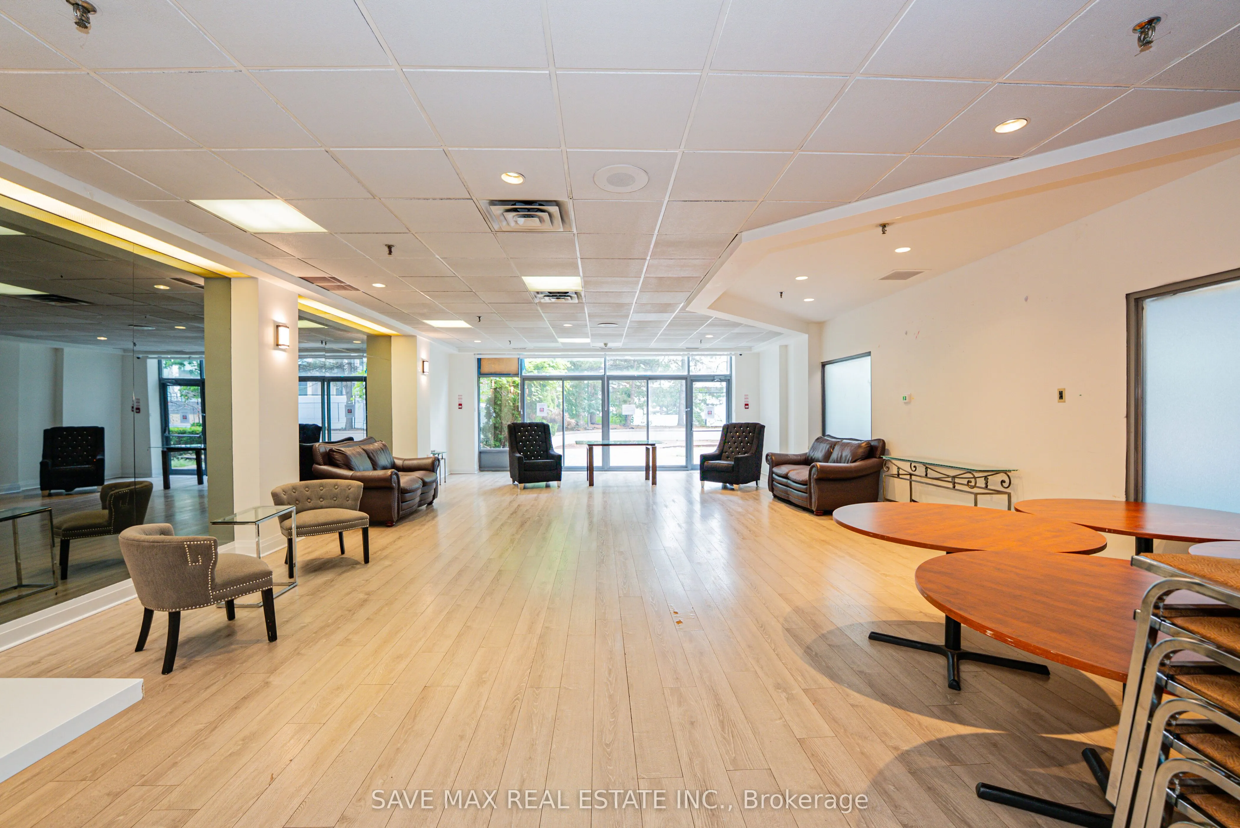 265 Enfield Place, #401