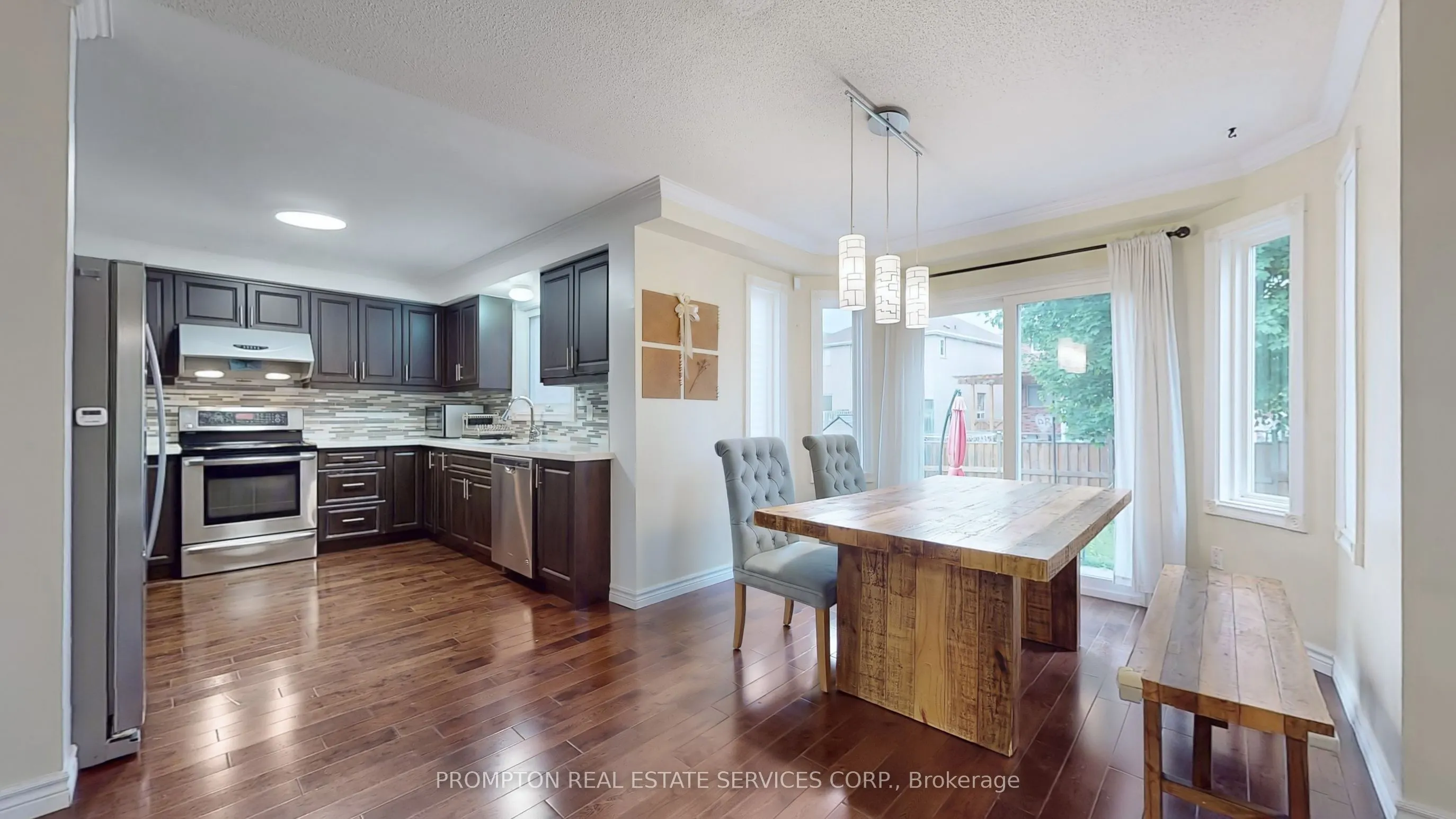 409 Silverthorne Crescent