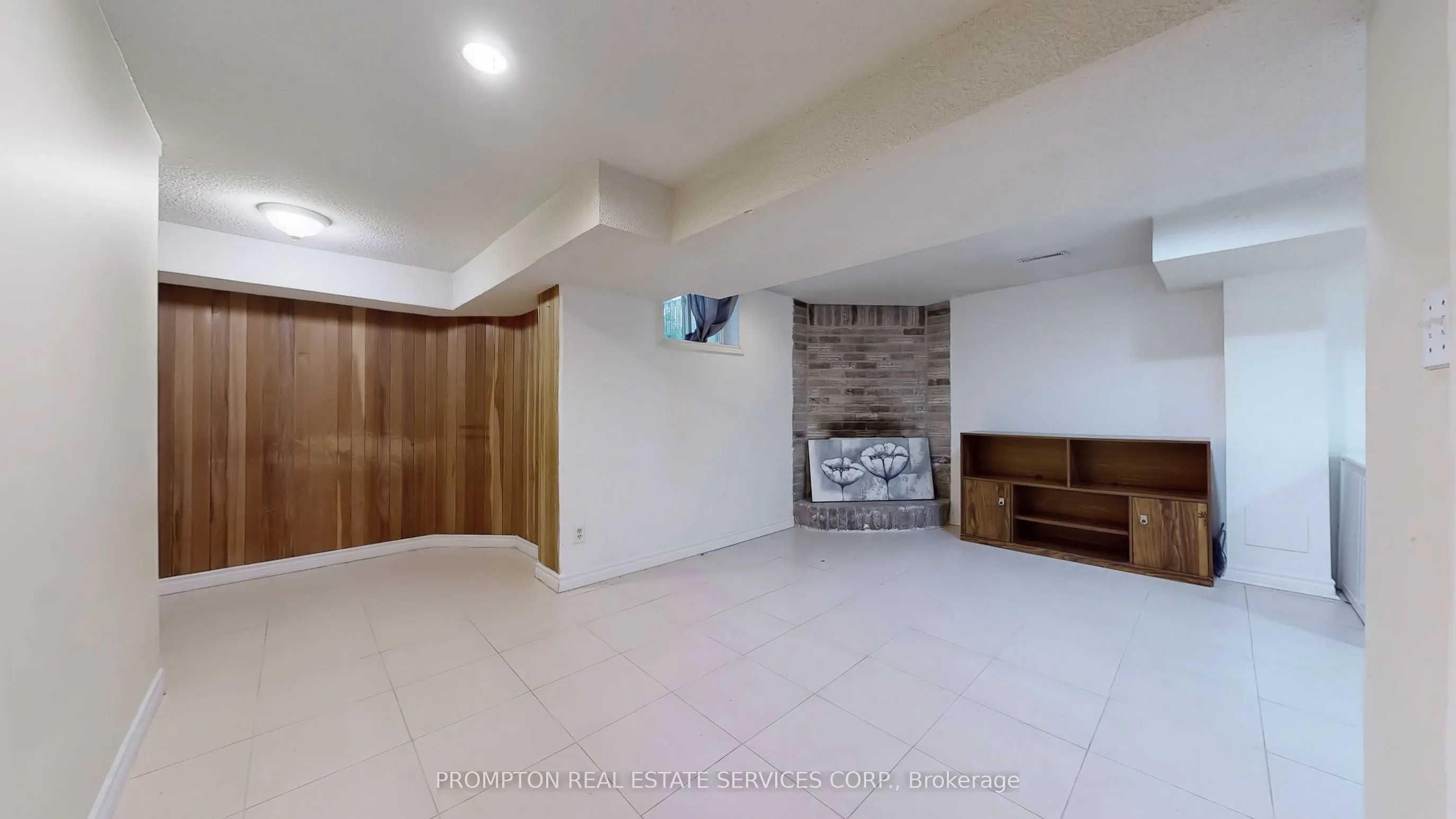 409 Silverthorne Crescent