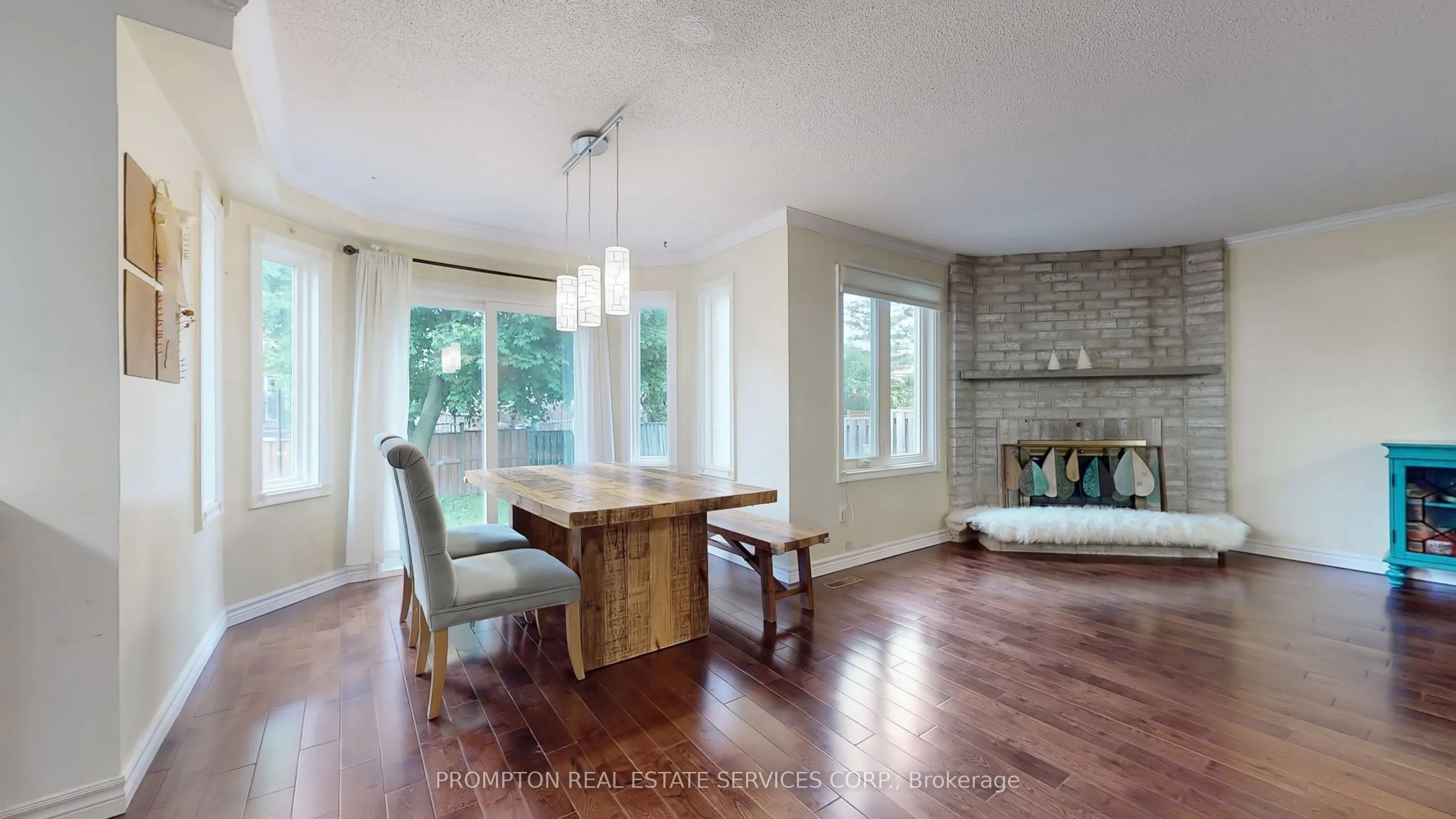 409 Silverthorne Crescent