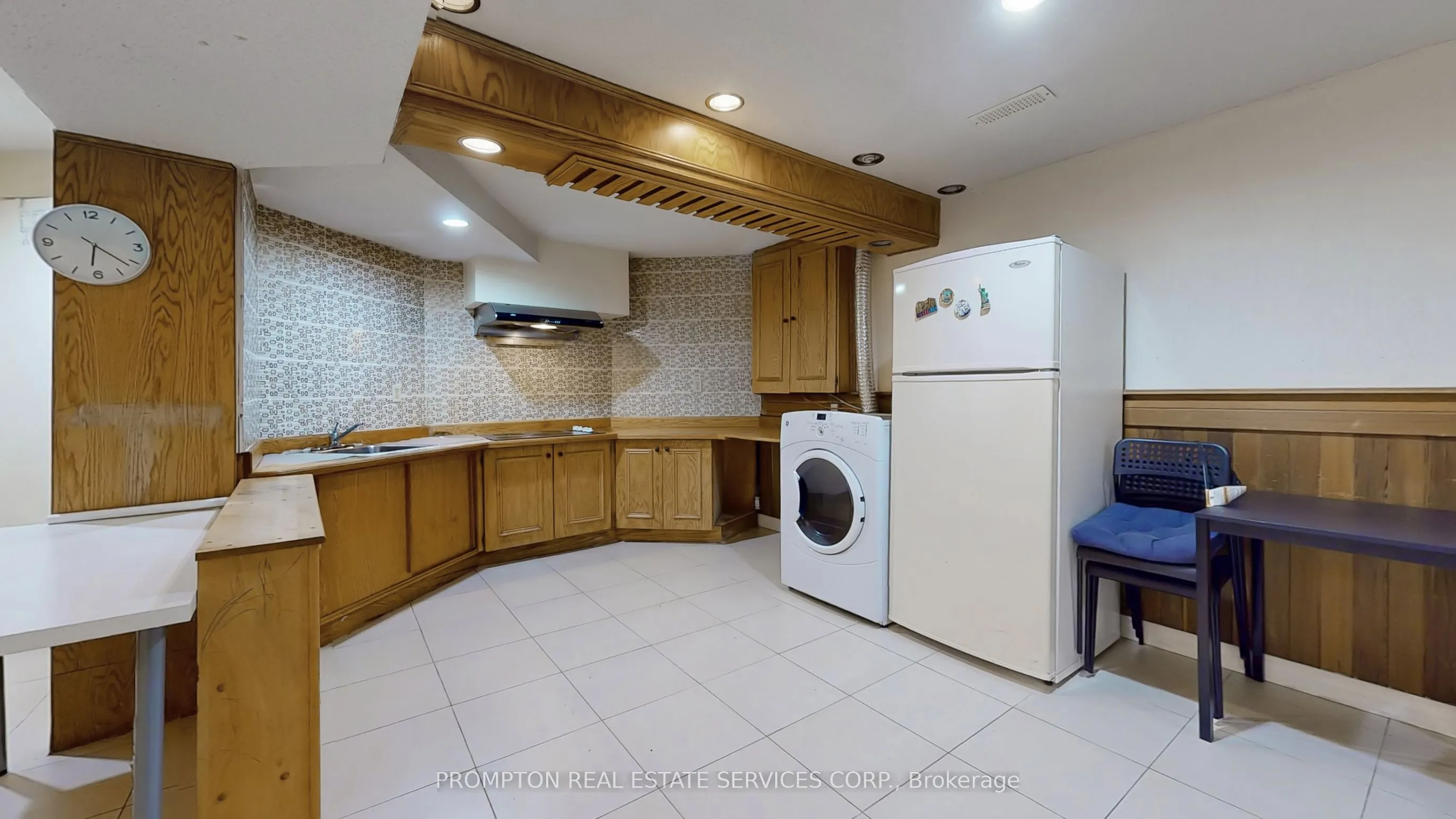 409 Silverthorne Crescent