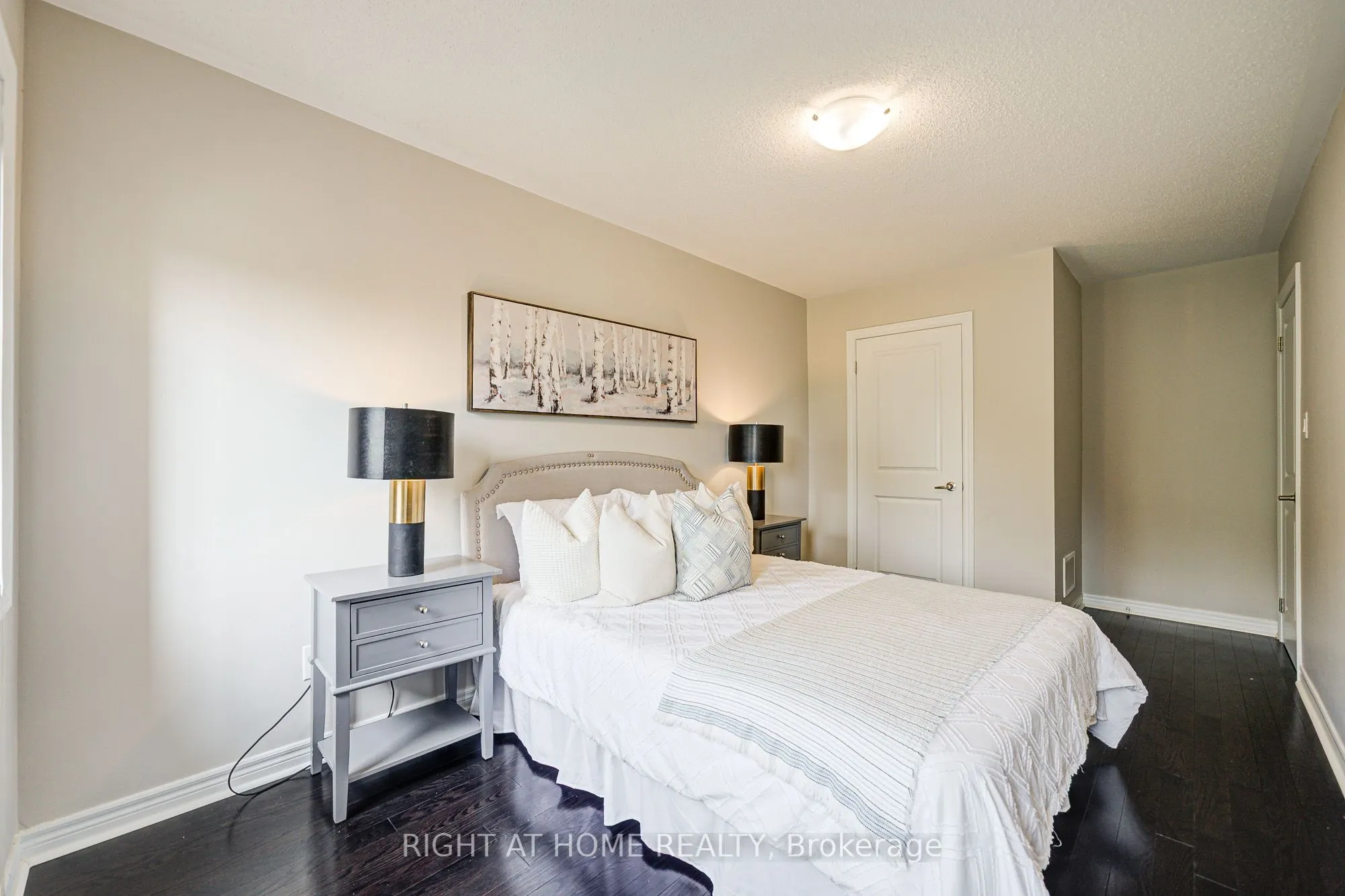 1 Cedar Lake Crescent, #Unit 39