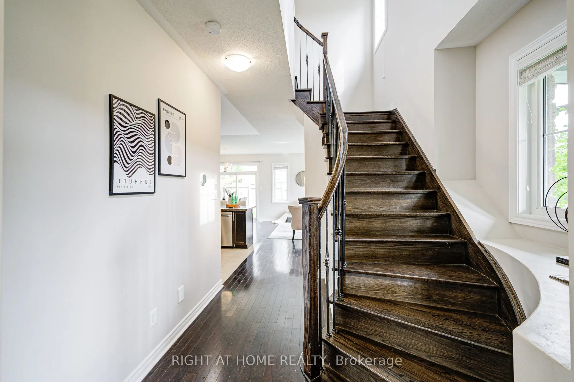 1 Cedar Lake Crescent, #Unit 39