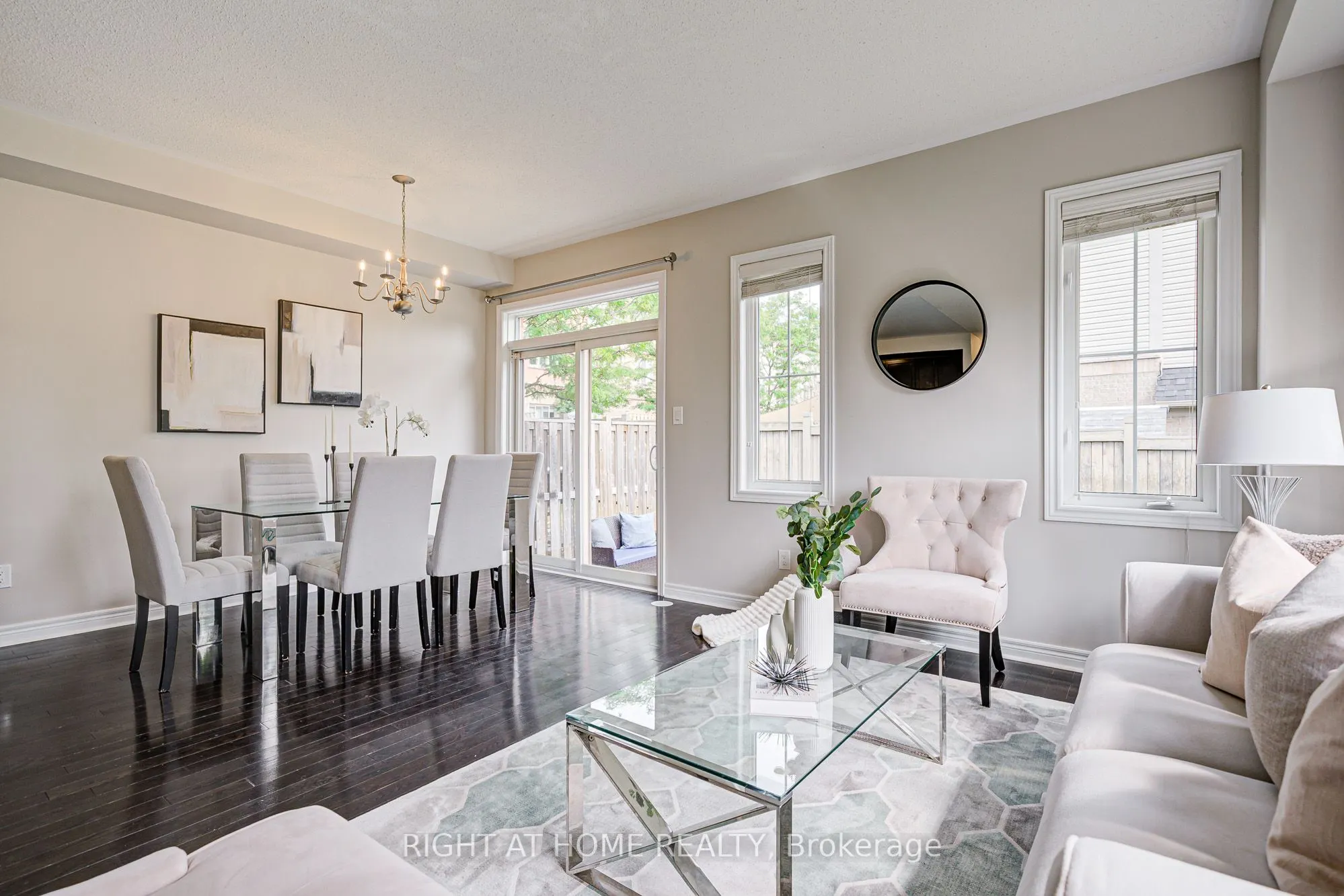 1 Cedar Lake Crescent, #Unit 39