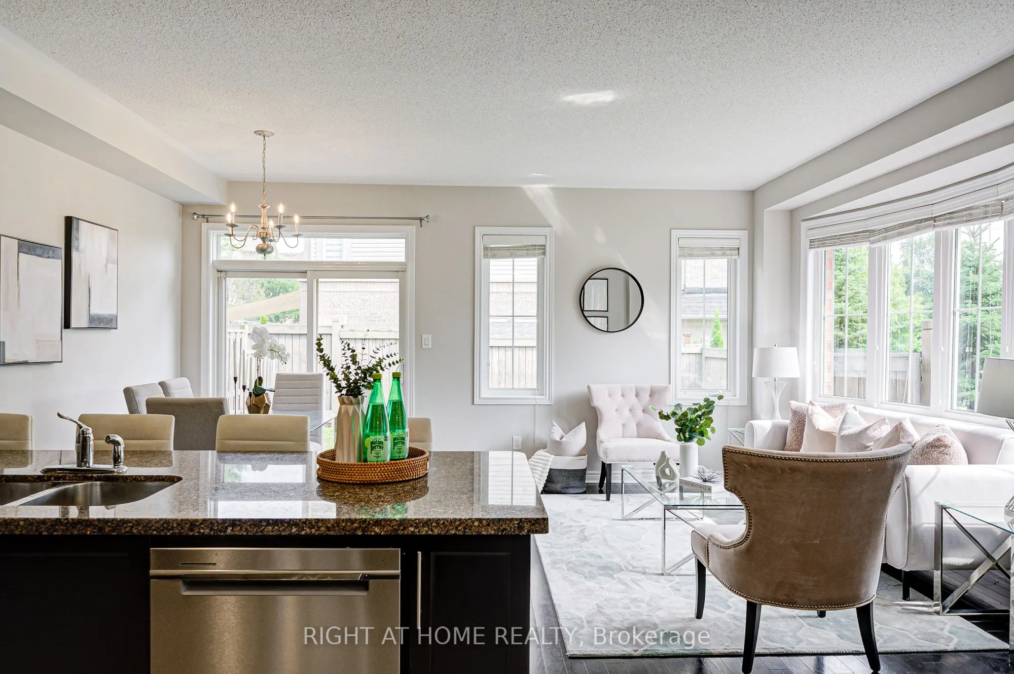 1 Cedar Lake Crescent, #Unit 39