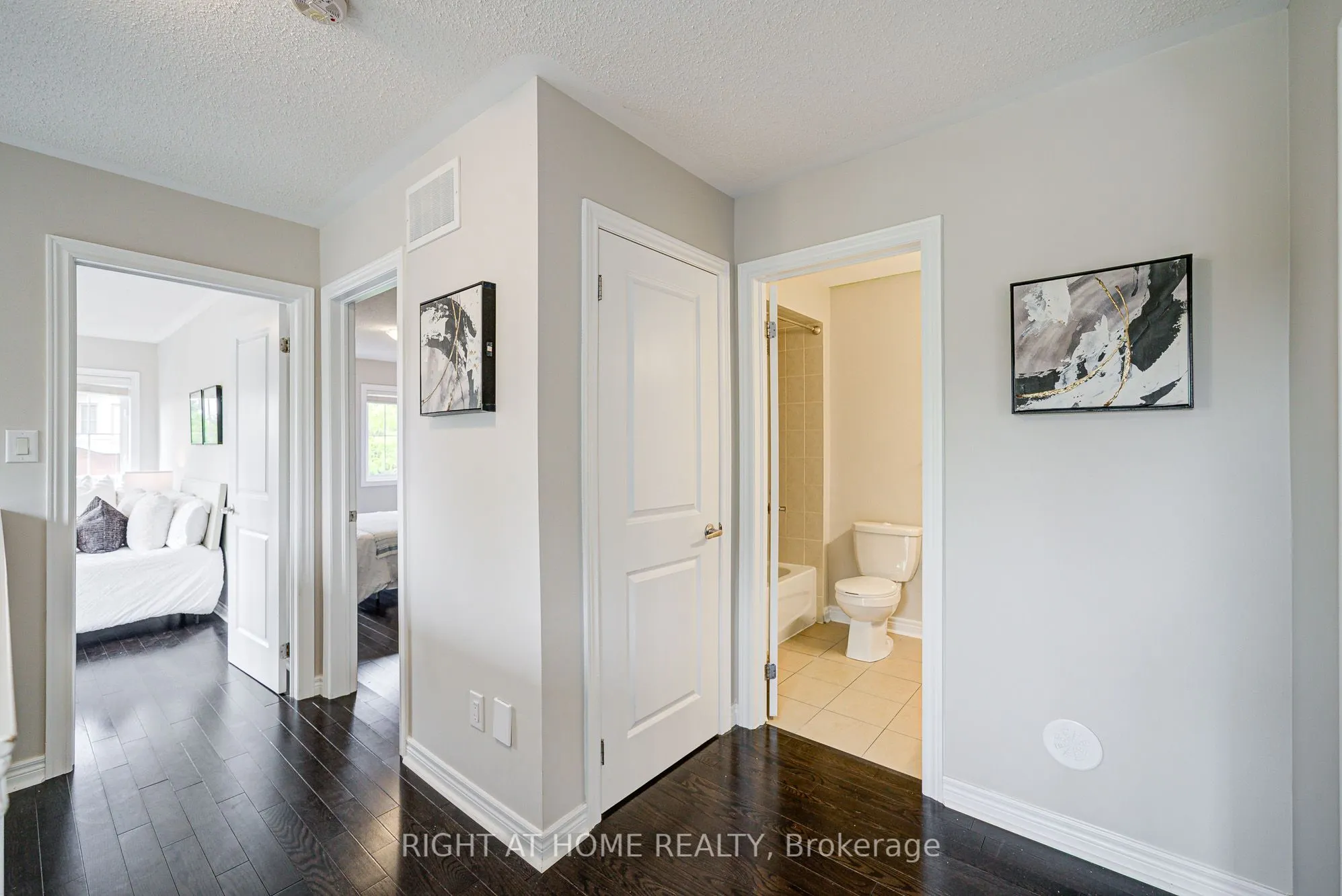 1 Cedar Lake Crescent, #Unit 39
