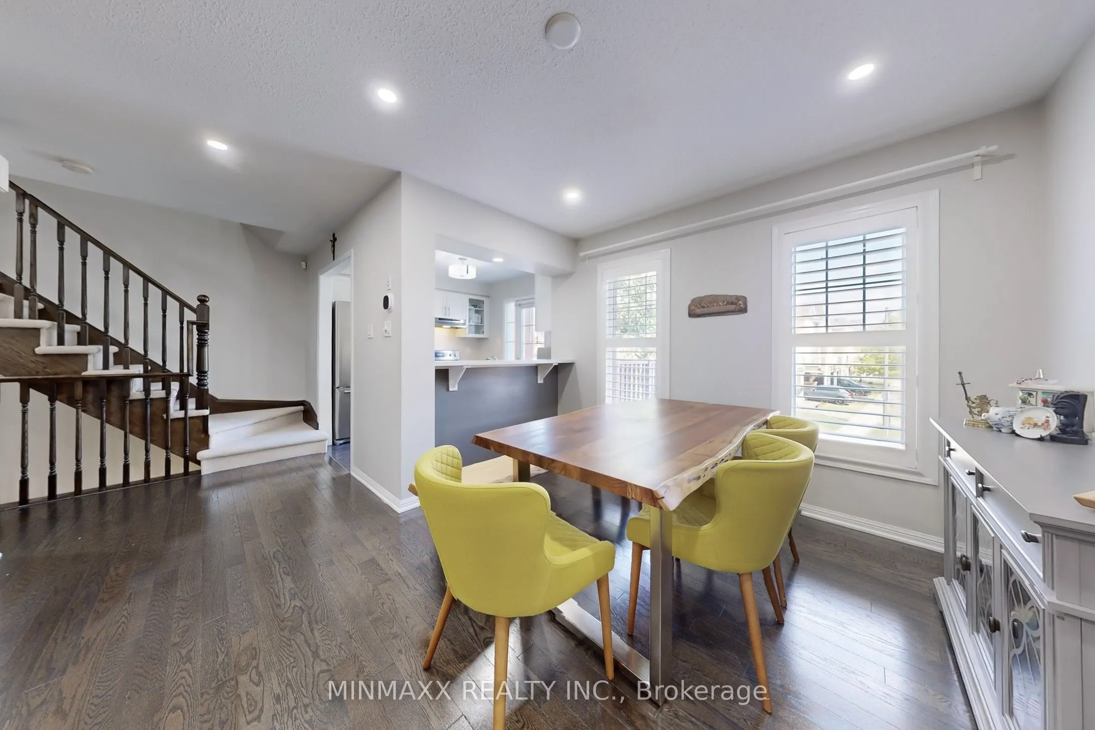 449 DALHOUSIE Gate