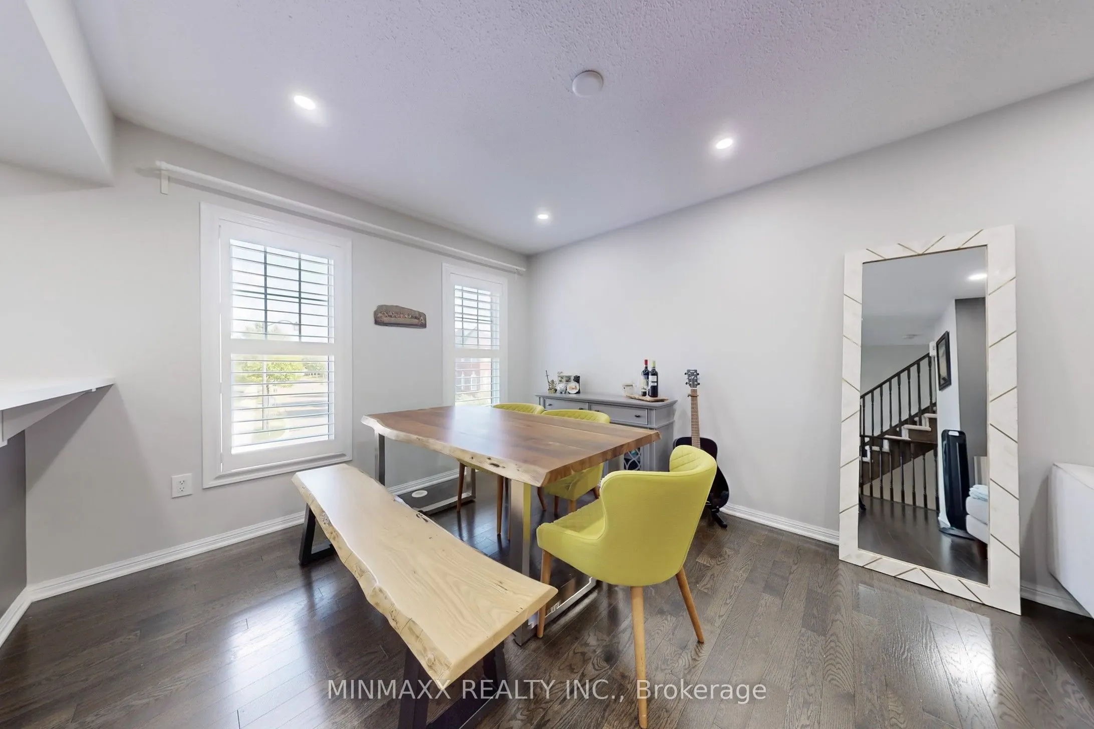 449 DALHOUSIE Gate