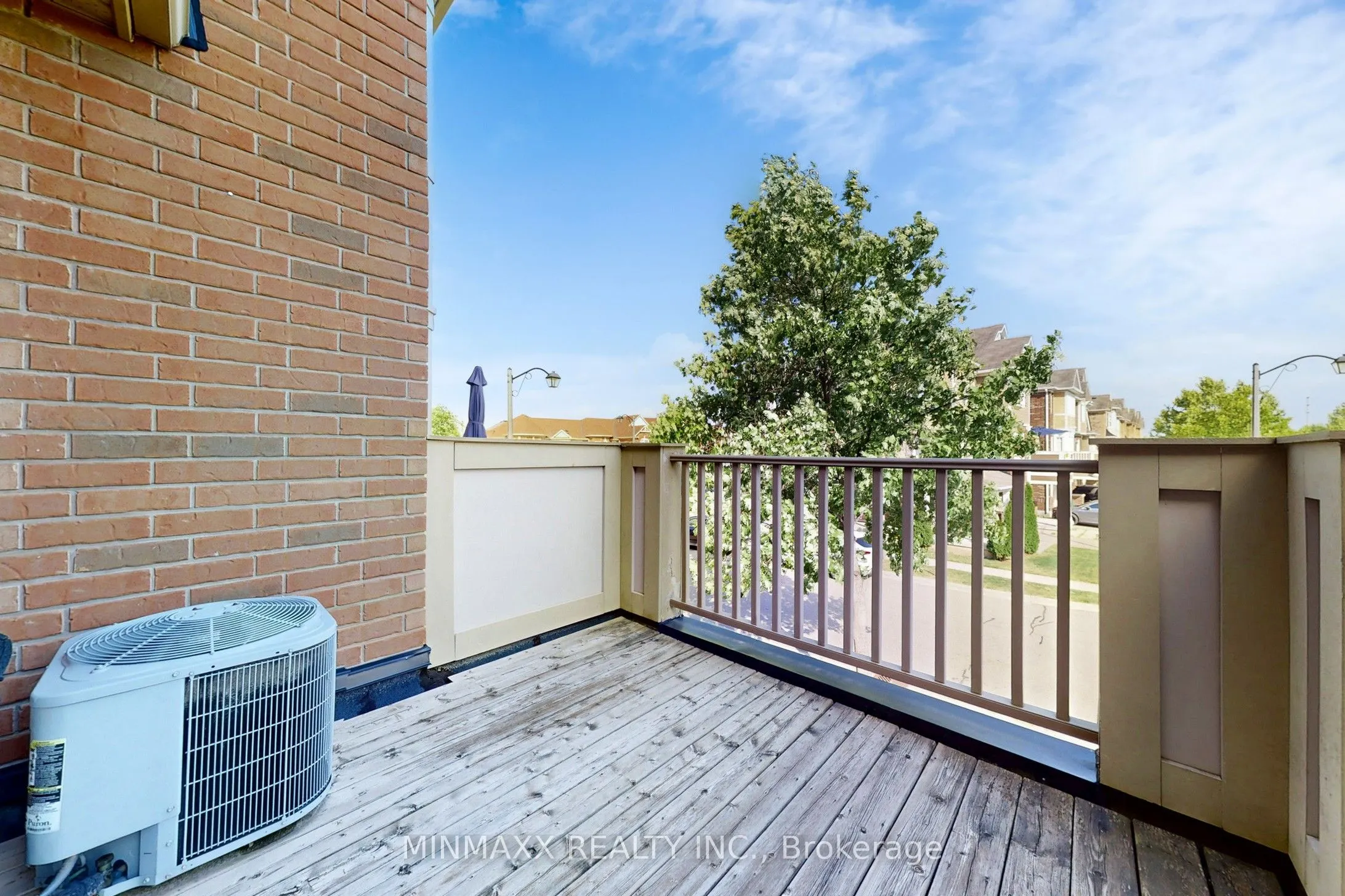 449 DALHOUSIE Gate