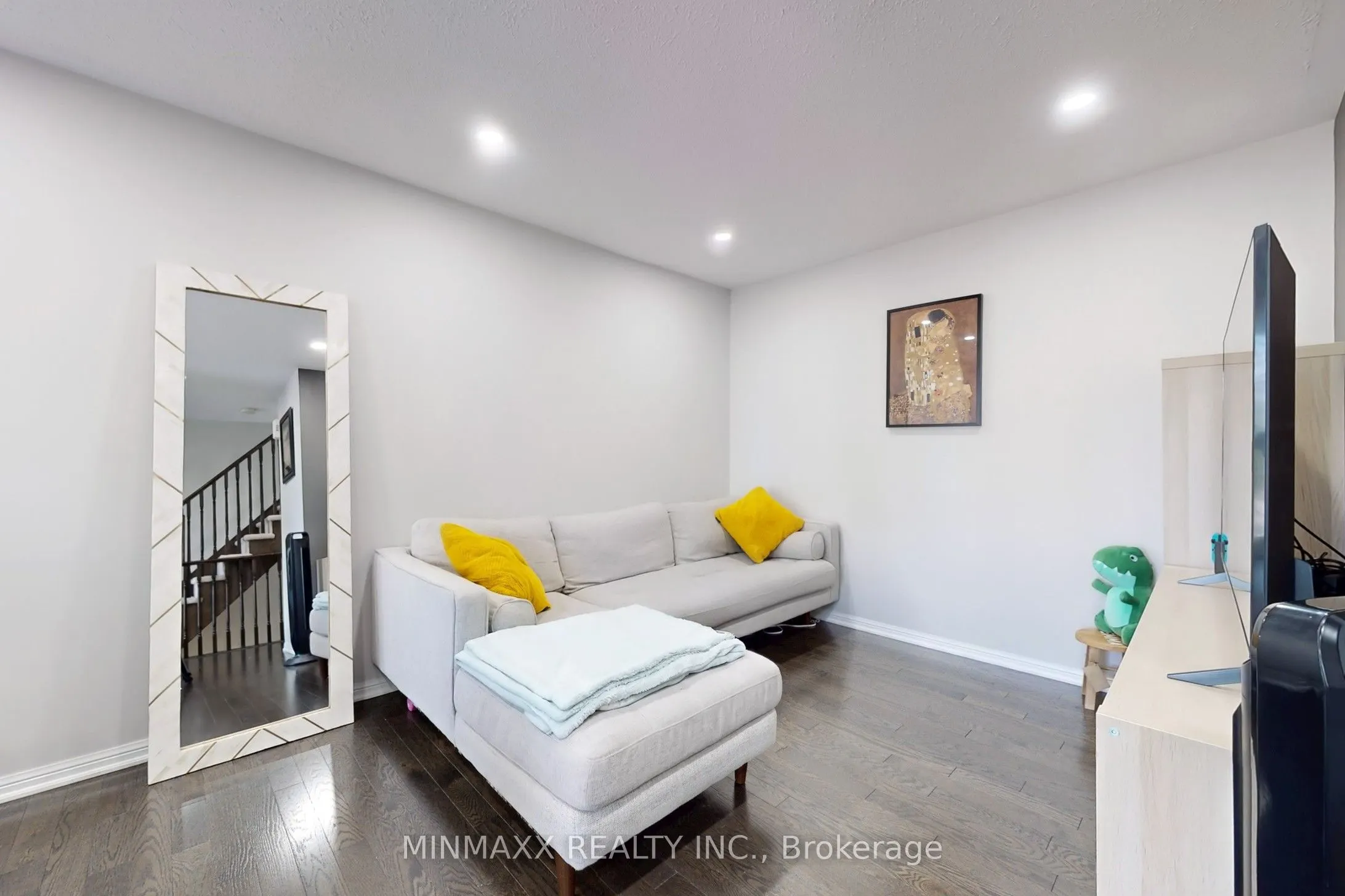 449 DALHOUSIE Gate