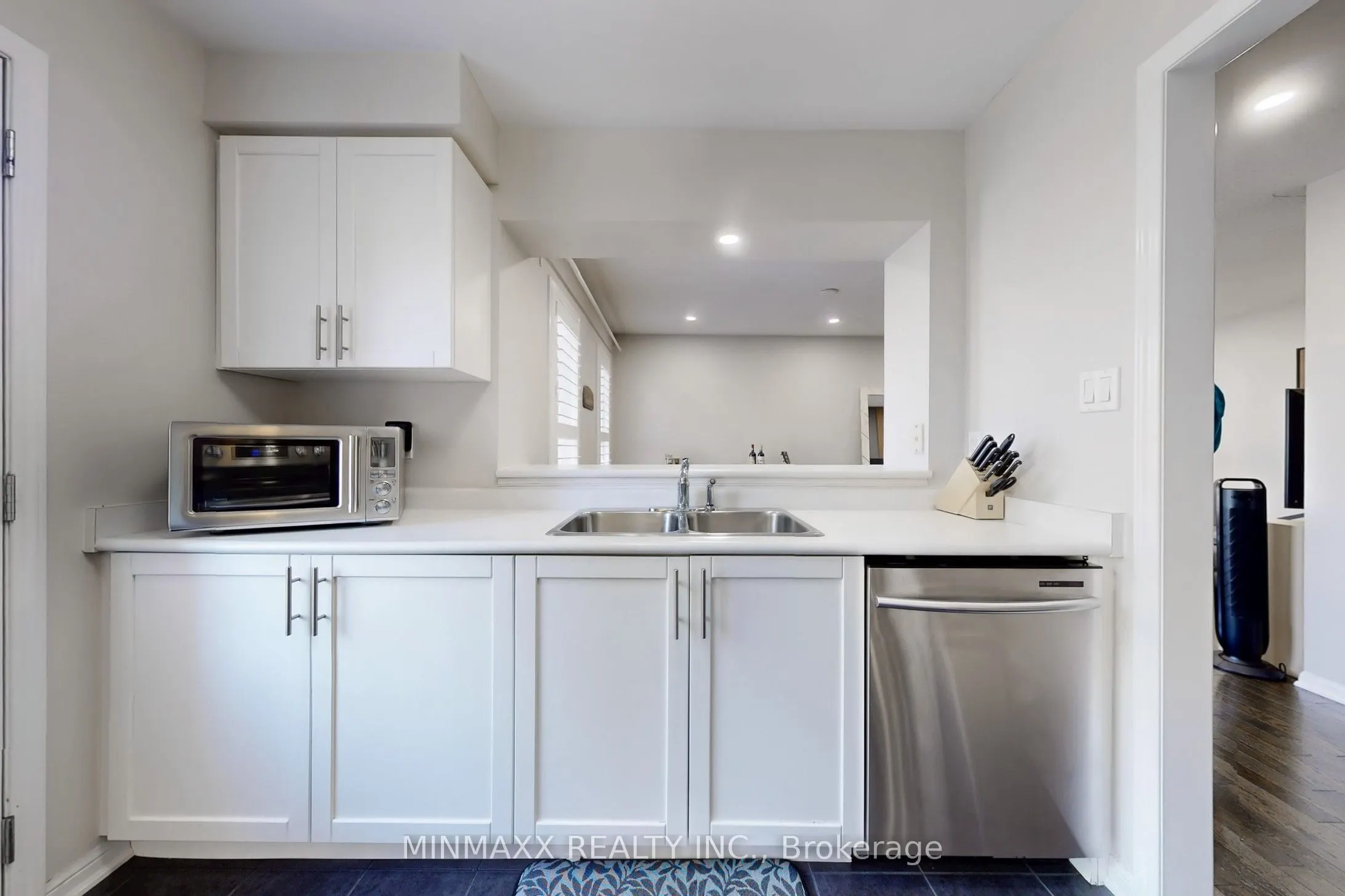 449 DALHOUSIE Gate