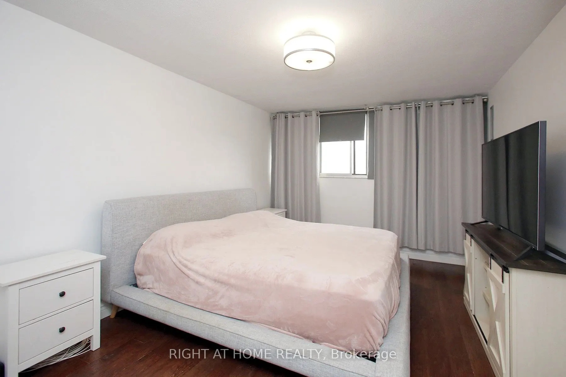 11 Wincott Drive, #1508