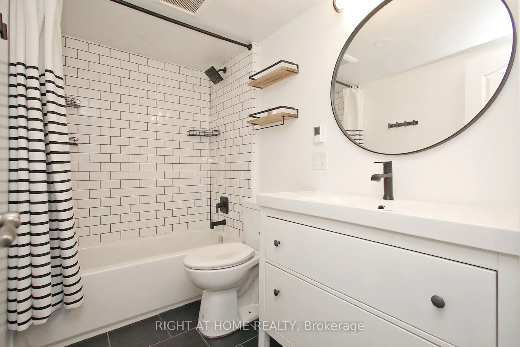 11 Wincott Drive, #1508