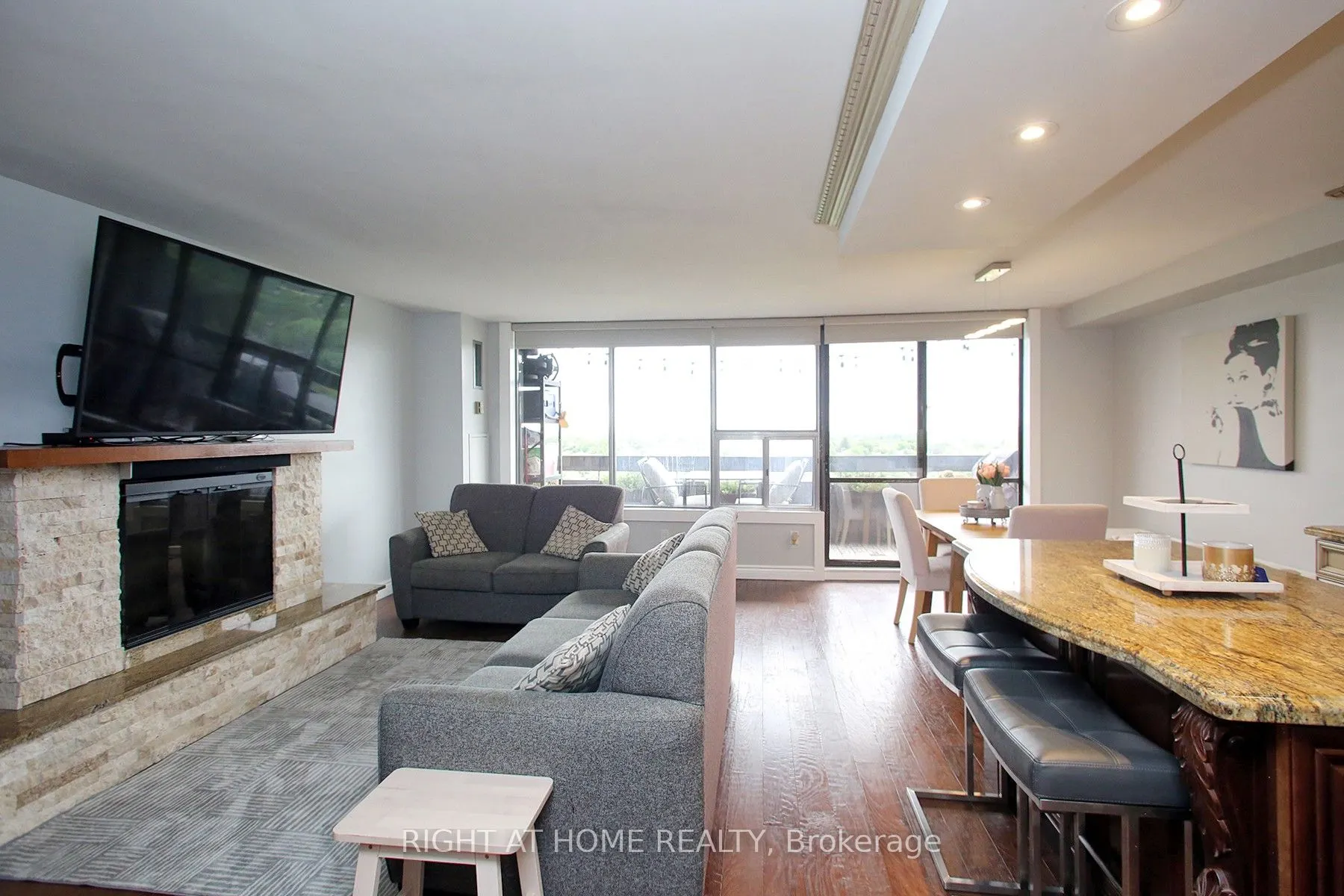 11 Wincott Drive, #1508