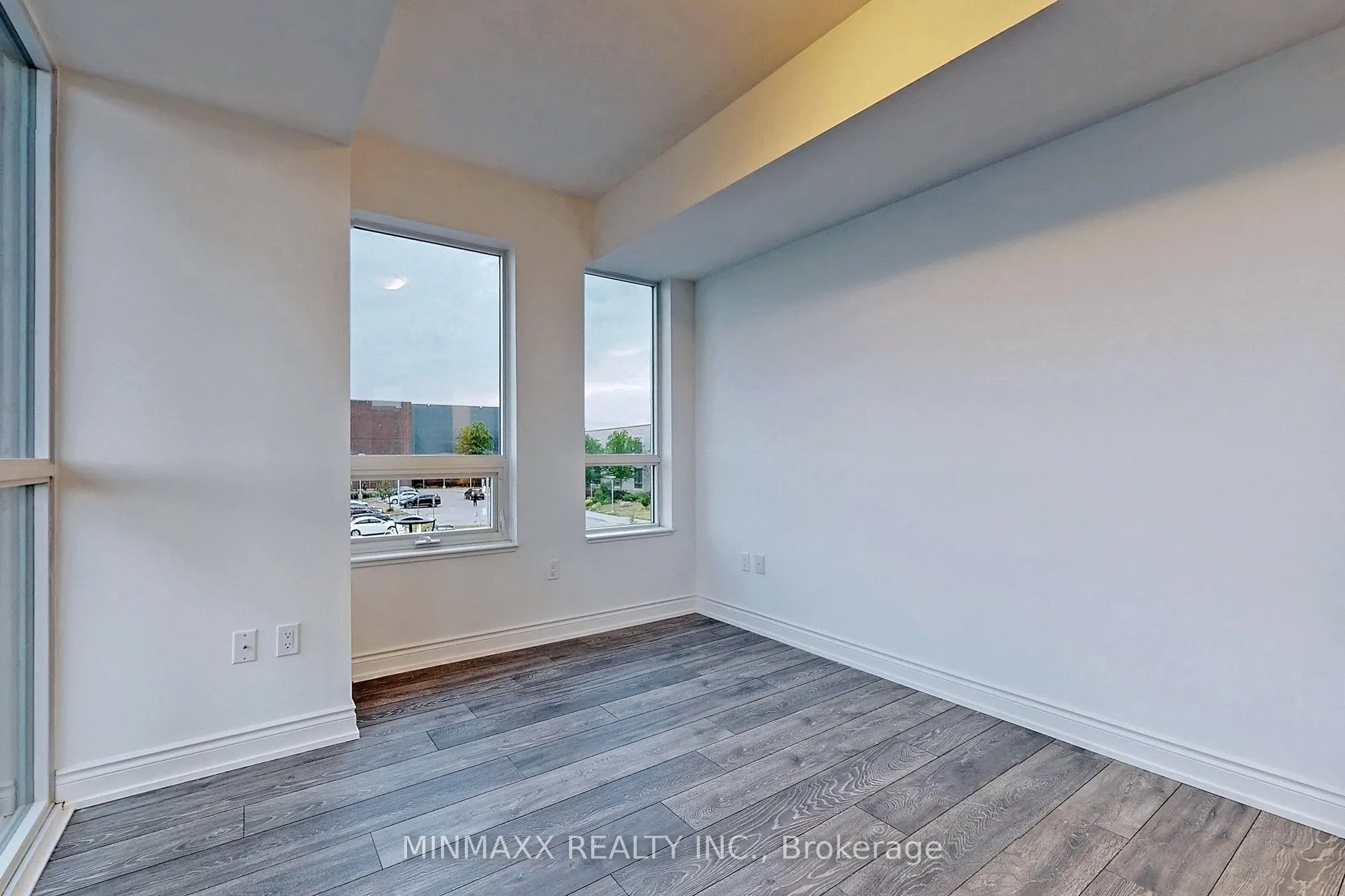 1050 Main Street E, #222