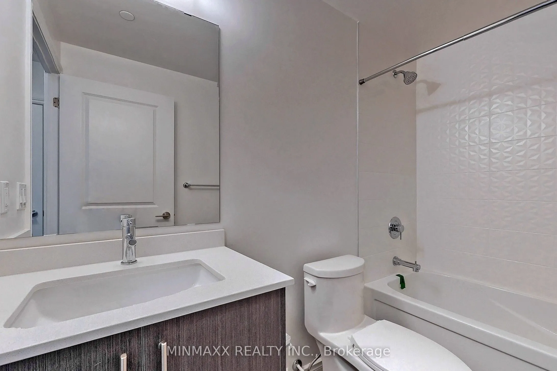 1050 Main Street E, #222