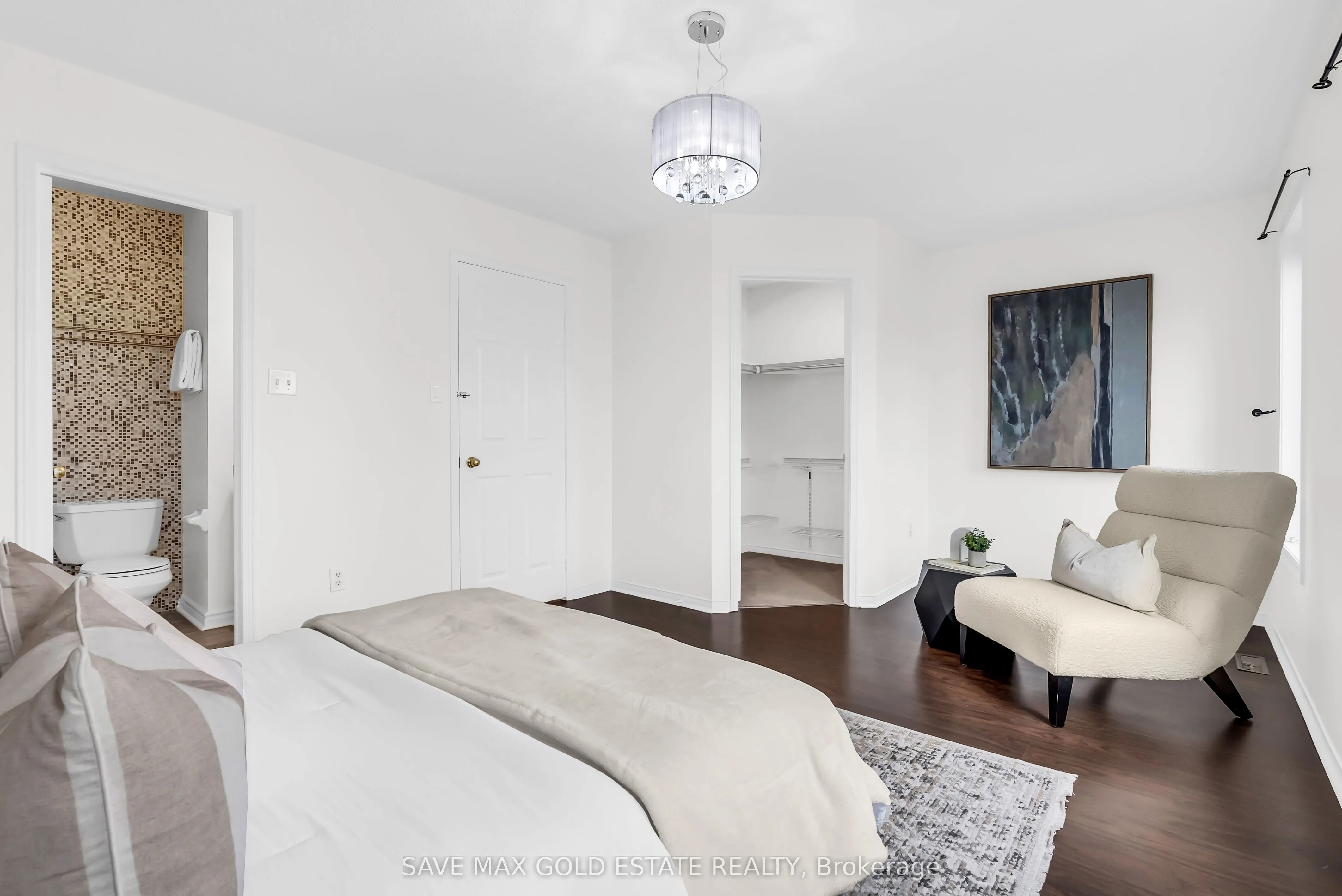 2259 Meadowland Drive N