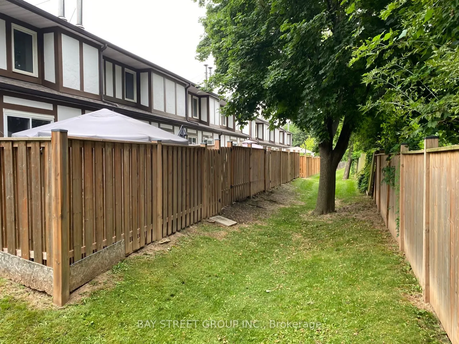2200 Glenwood School Drive, #28