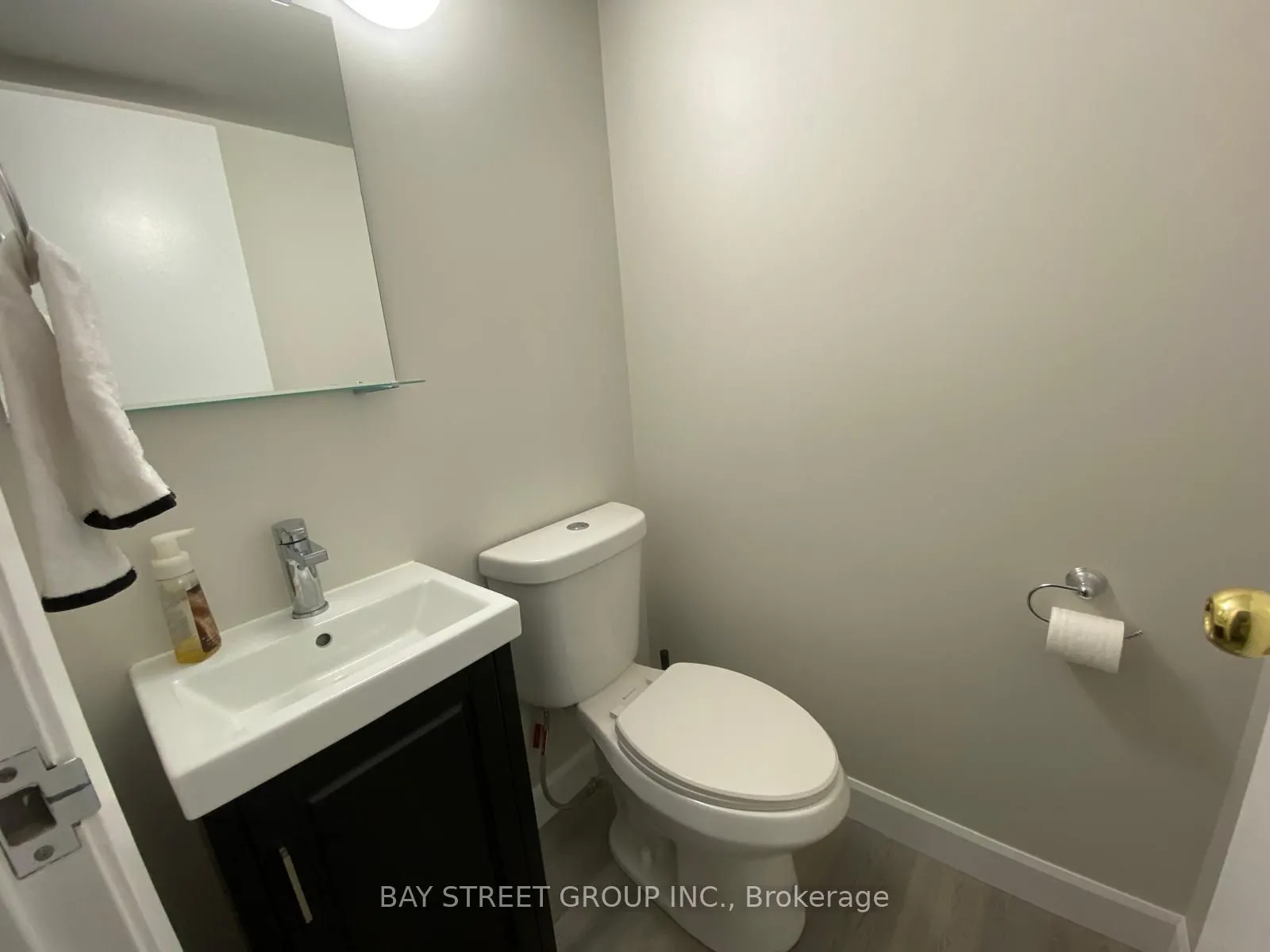 2200 Glenwood School Drive, #28