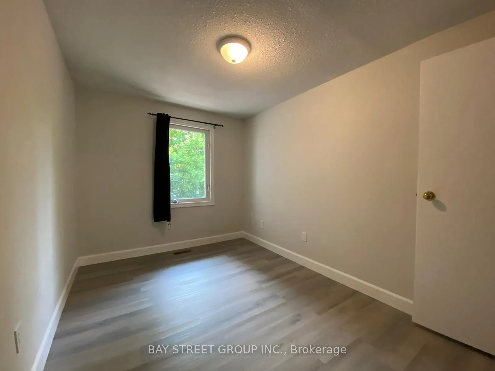 2200 Glenwood School Drive, #28
