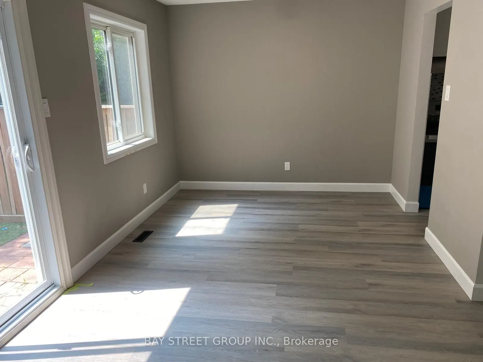 2200 Glenwood School Drive, #28
