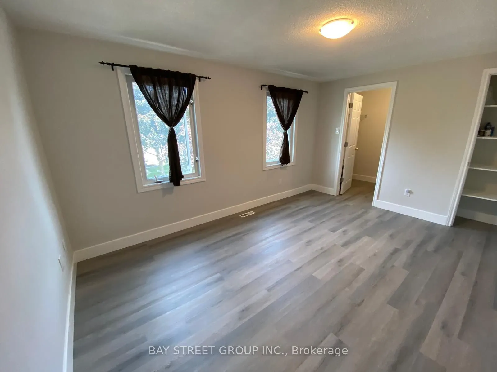 2200 Glenwood School Drive, #28