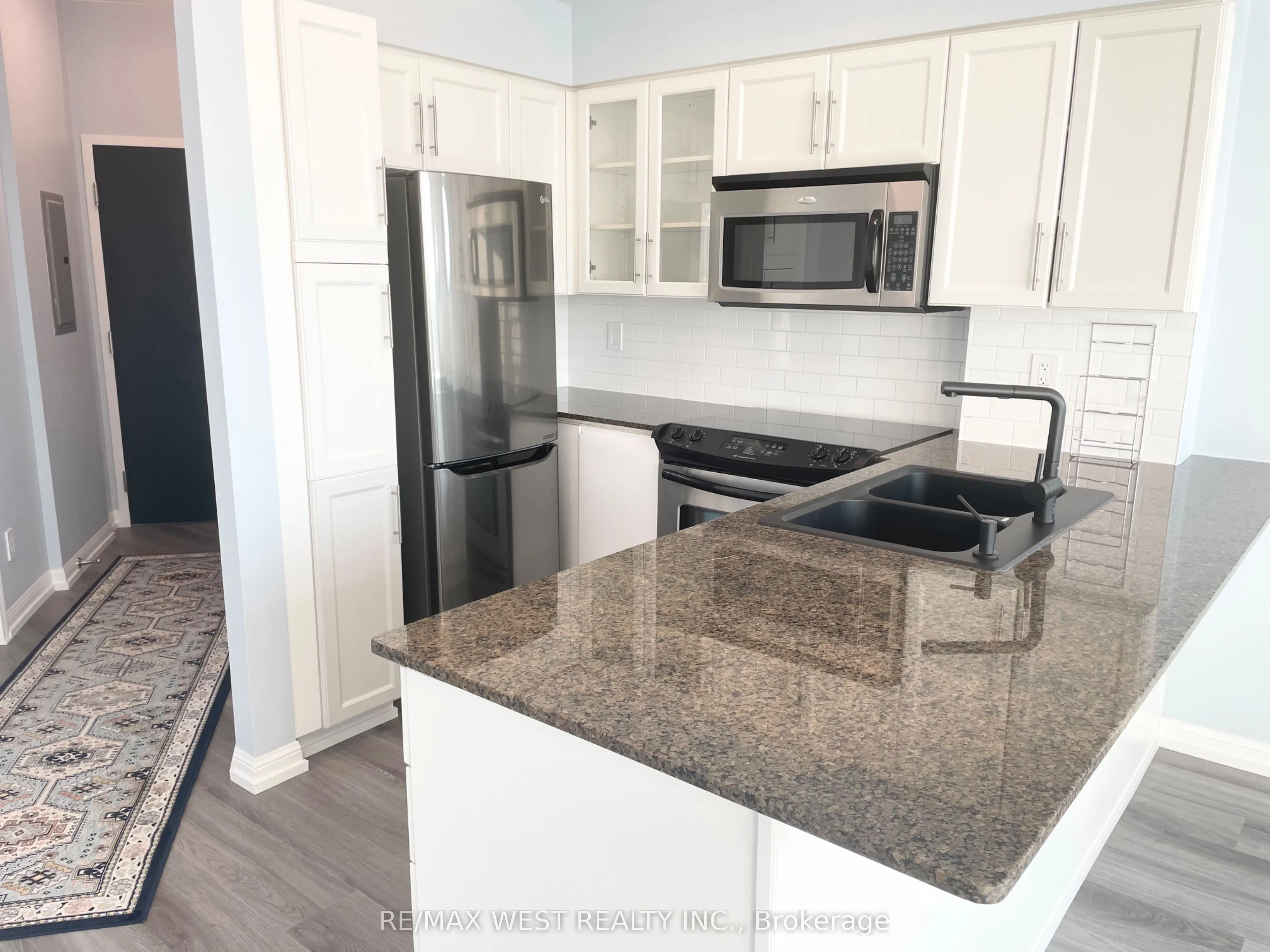 15 Windermere Avenue, #1704