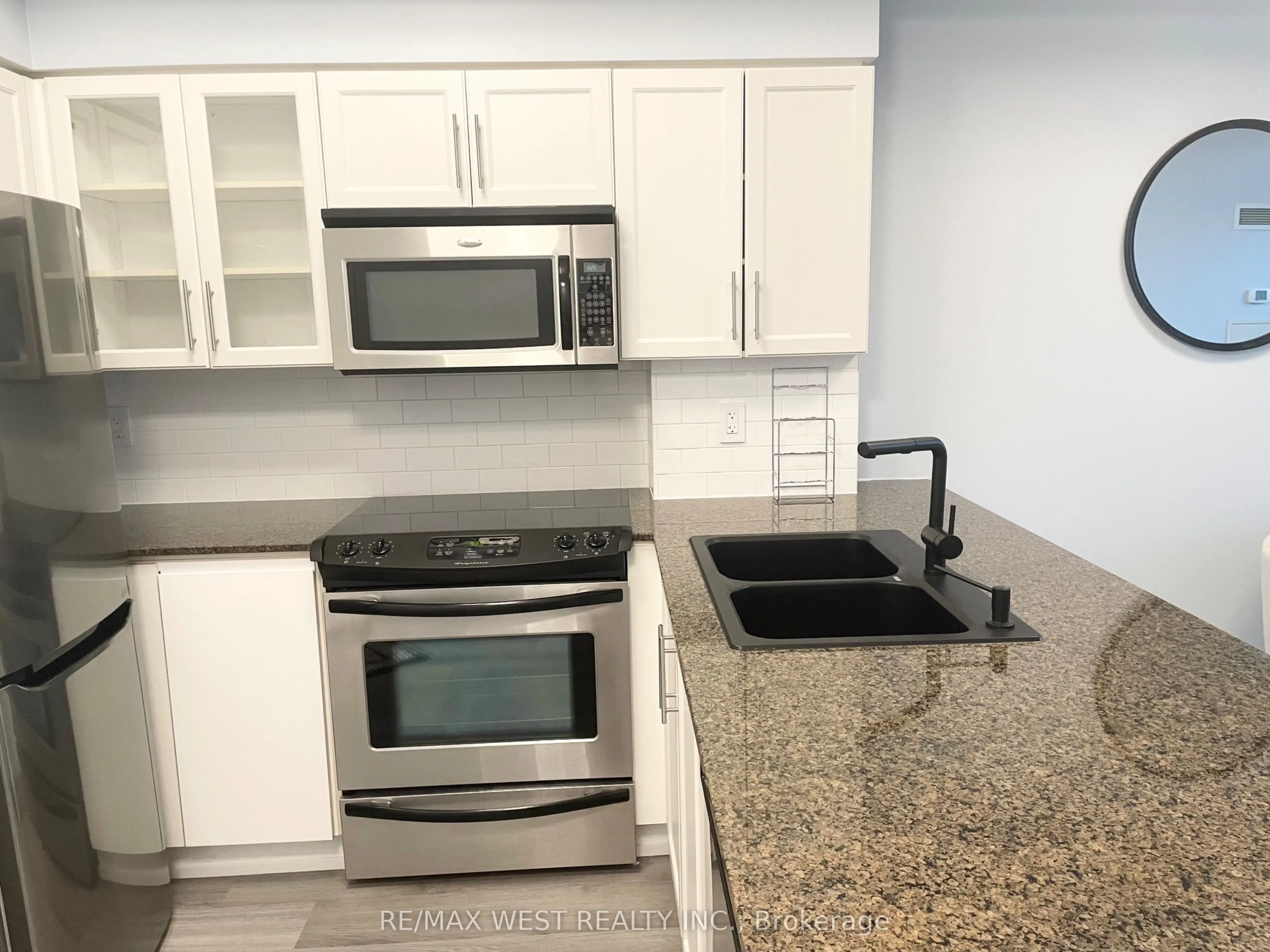15 Windermere Avenue, #1704