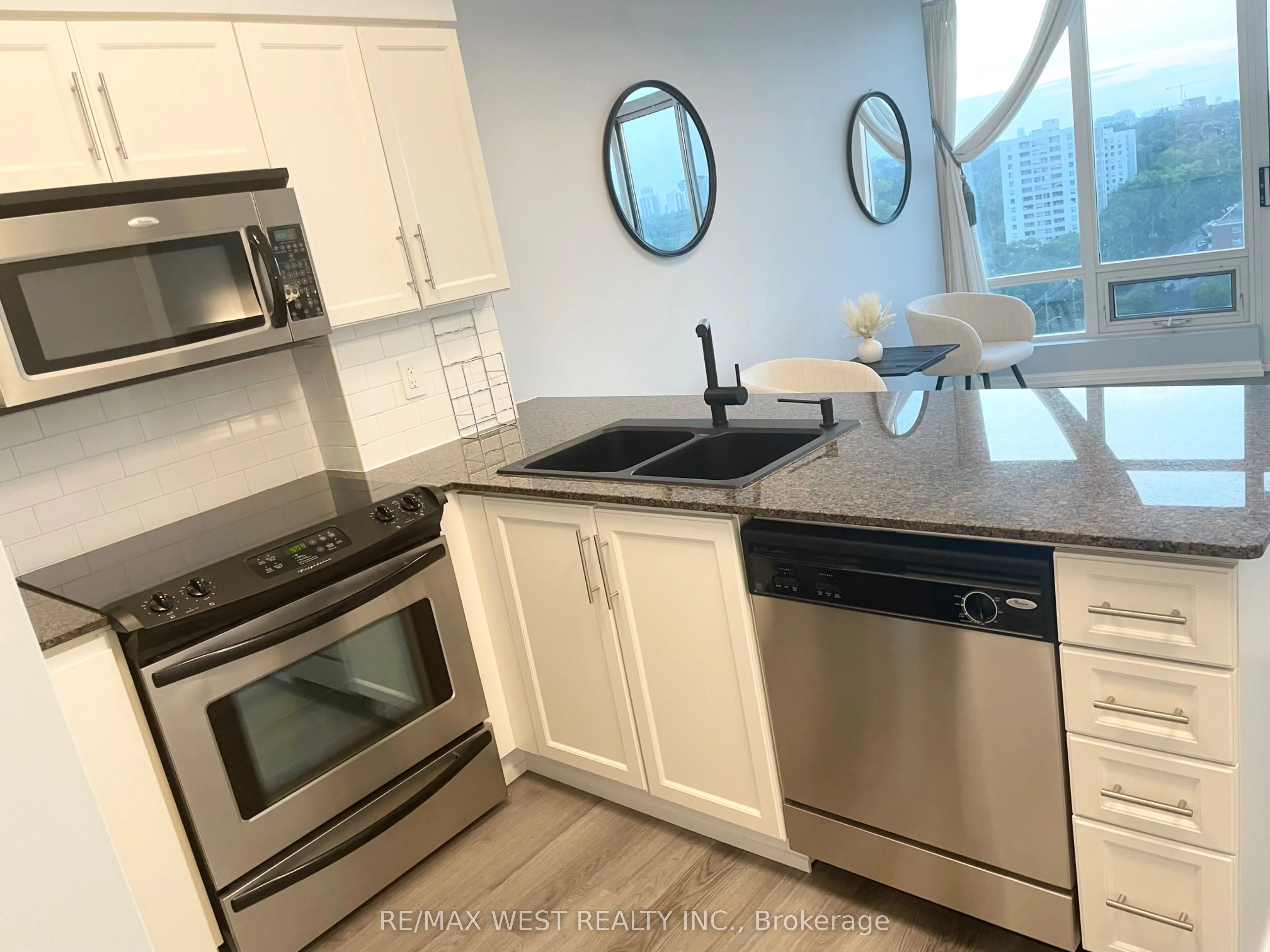 15 Windermere Avenue, #1704