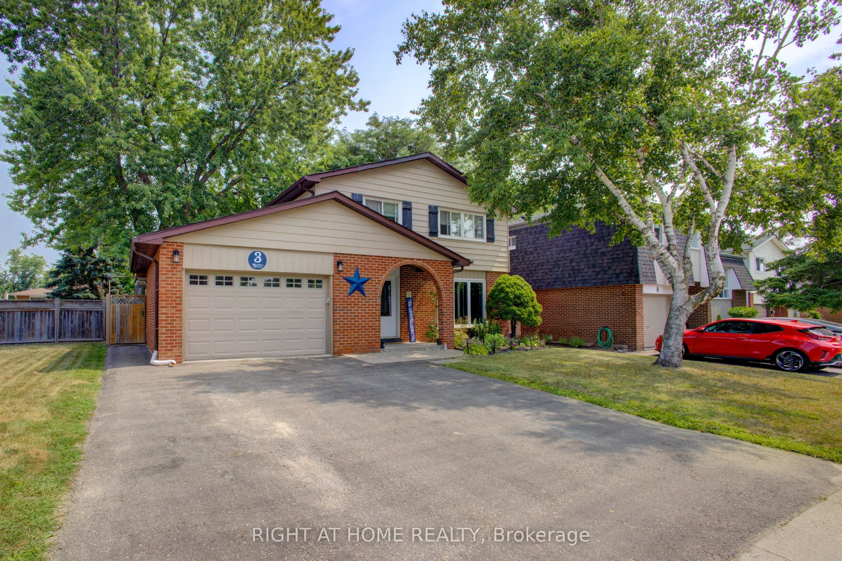 3 Newton Drive