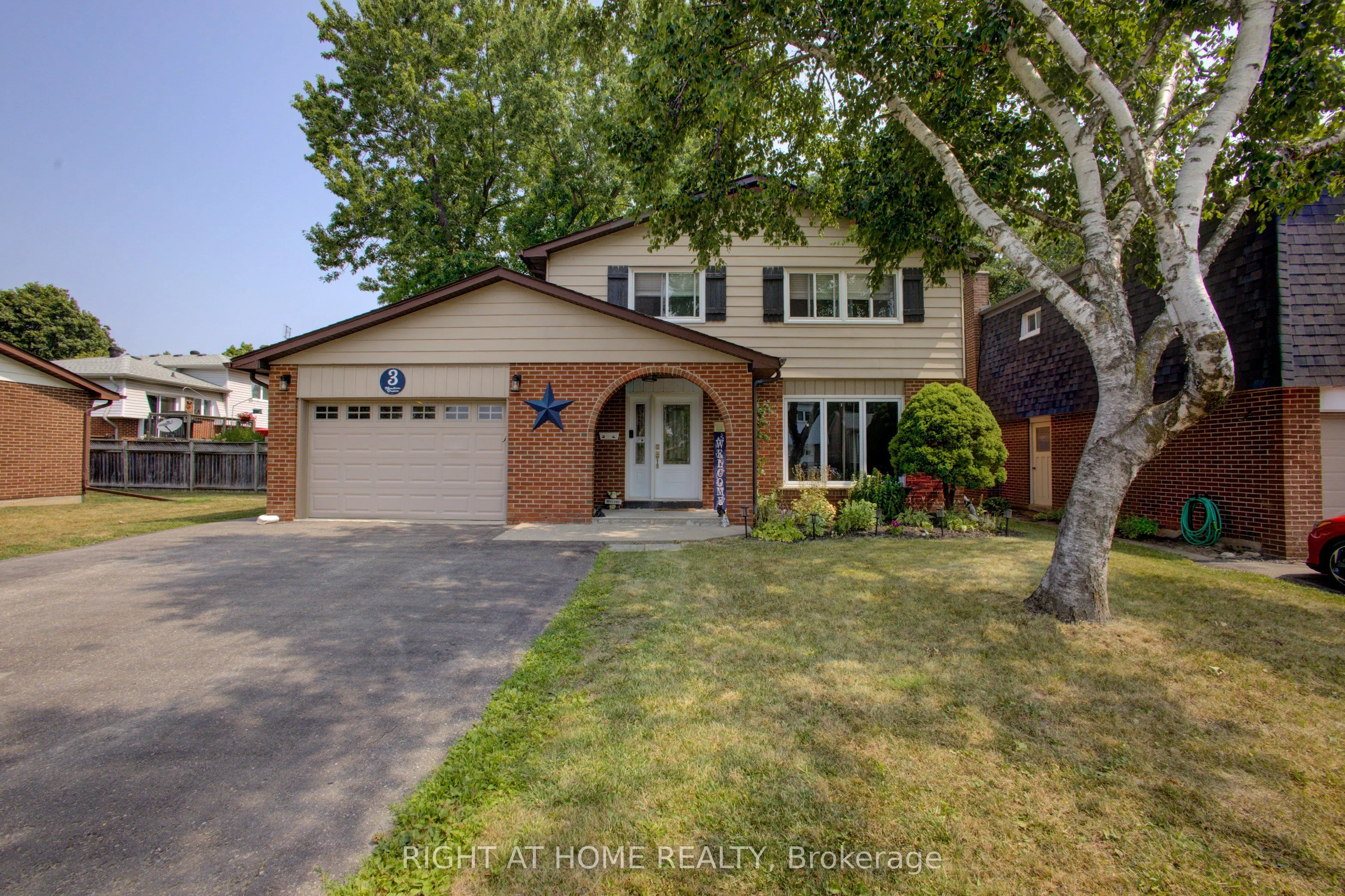 3 Newton Drive