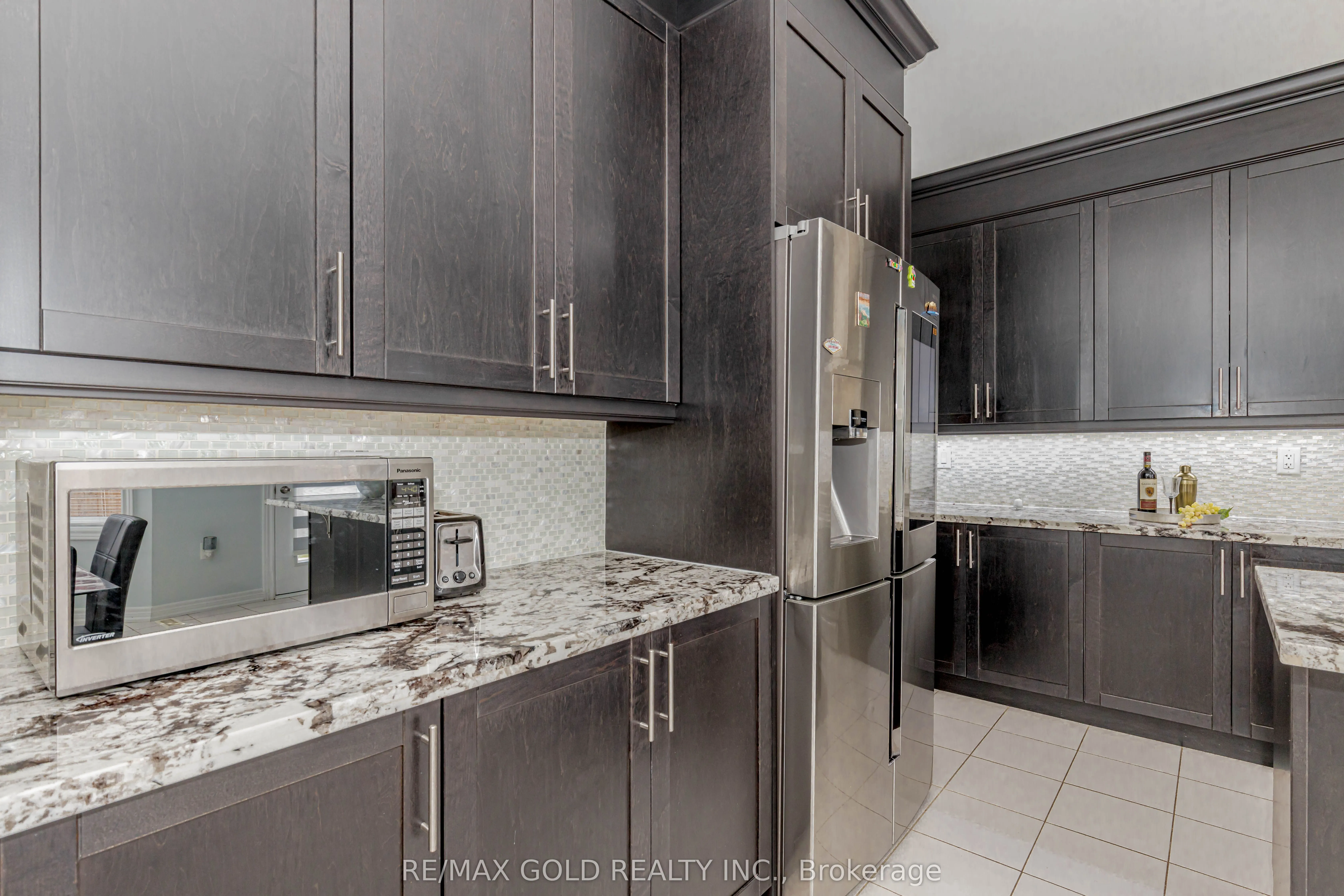 29 Ezra Crescent