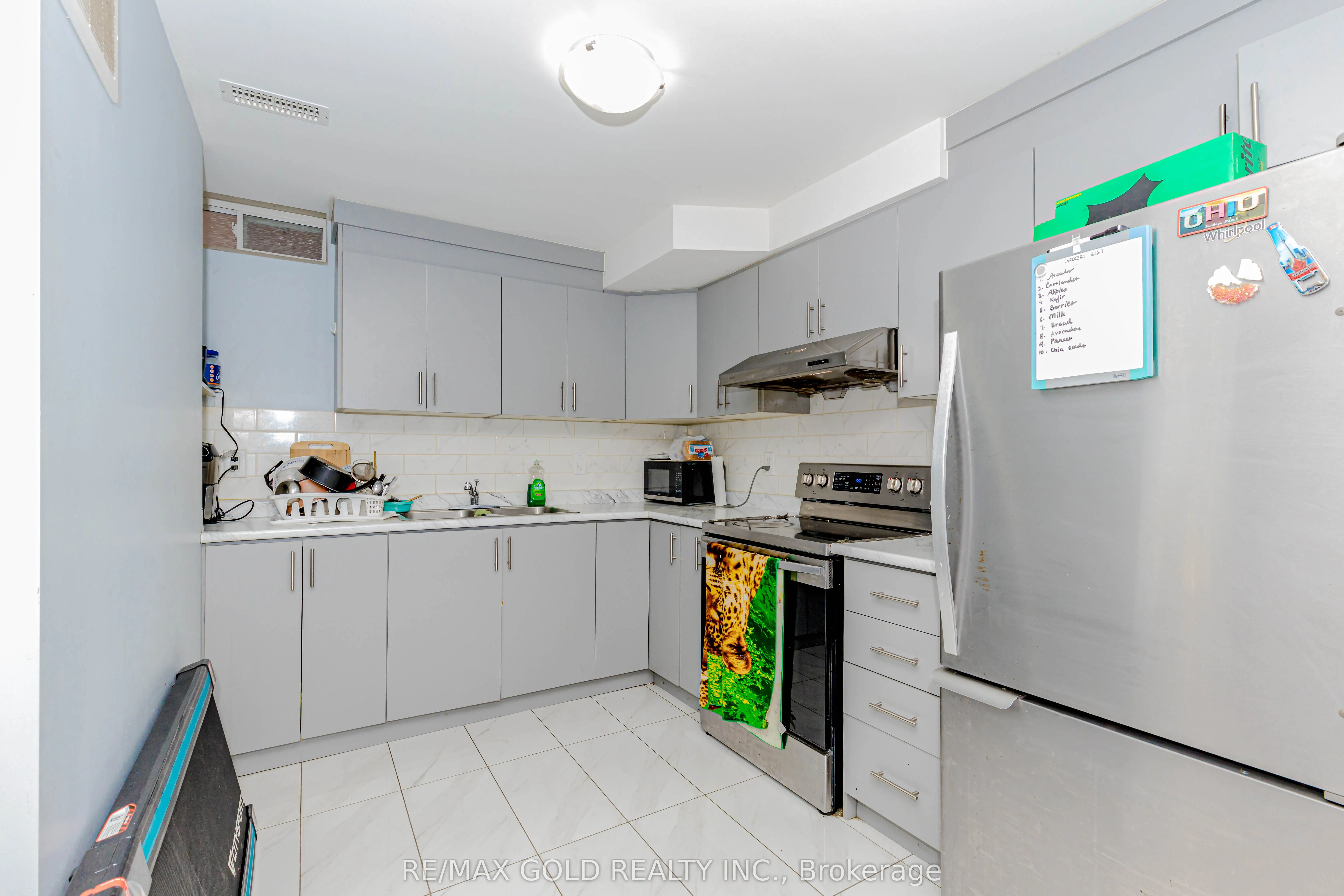29 Ezra Crescent