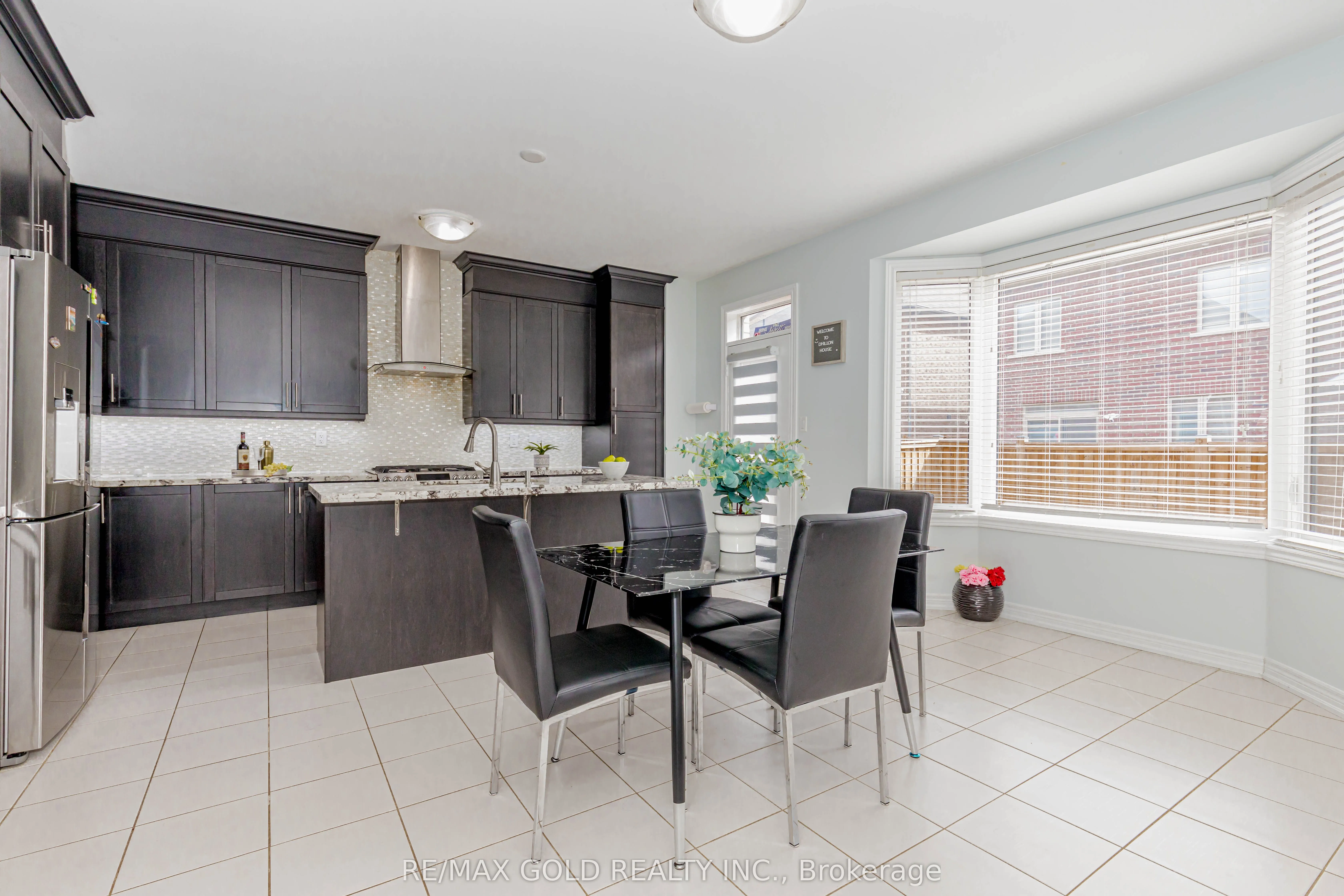 29 Ezra Crescent
