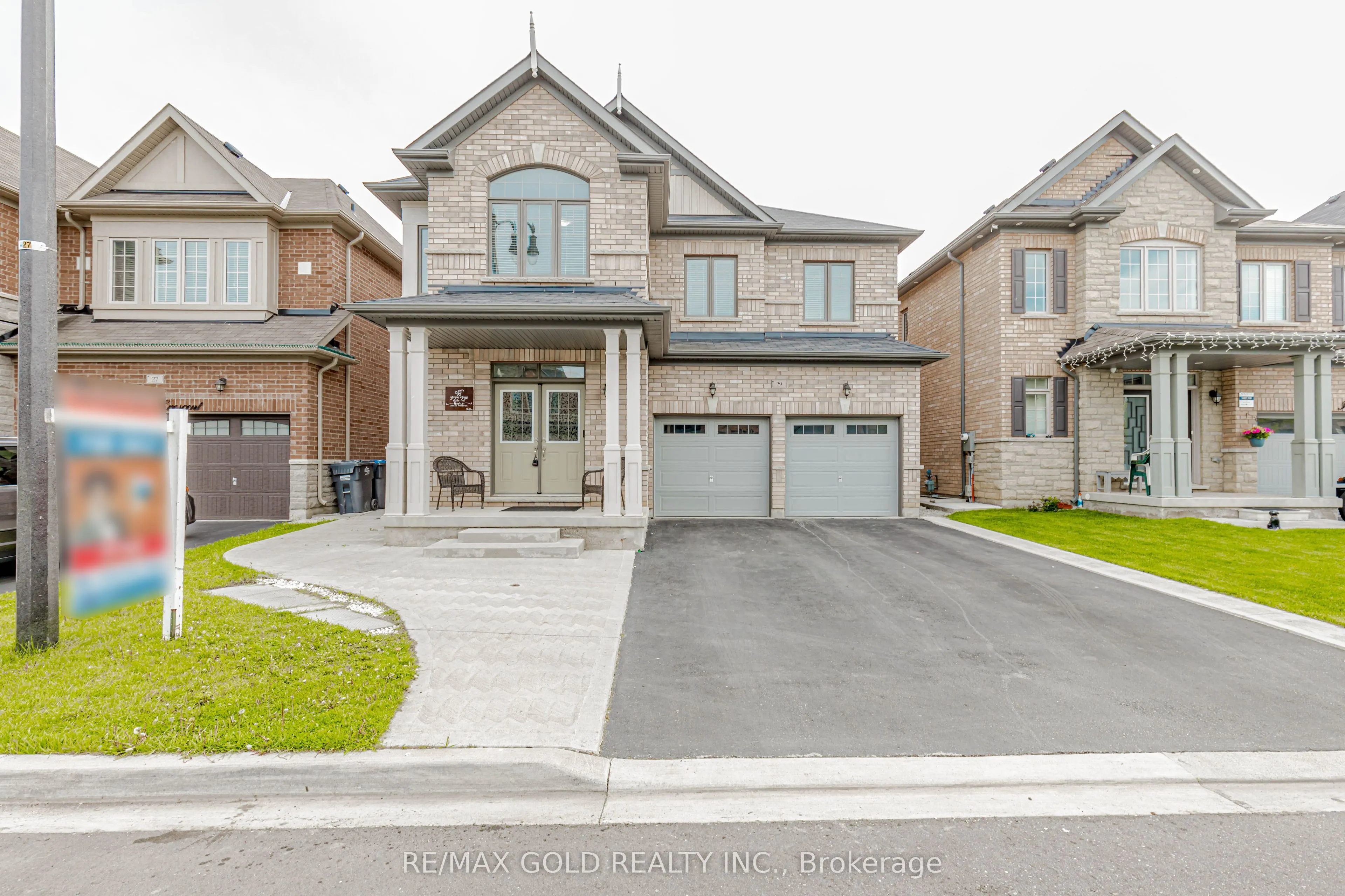 29 Ezra Crescent