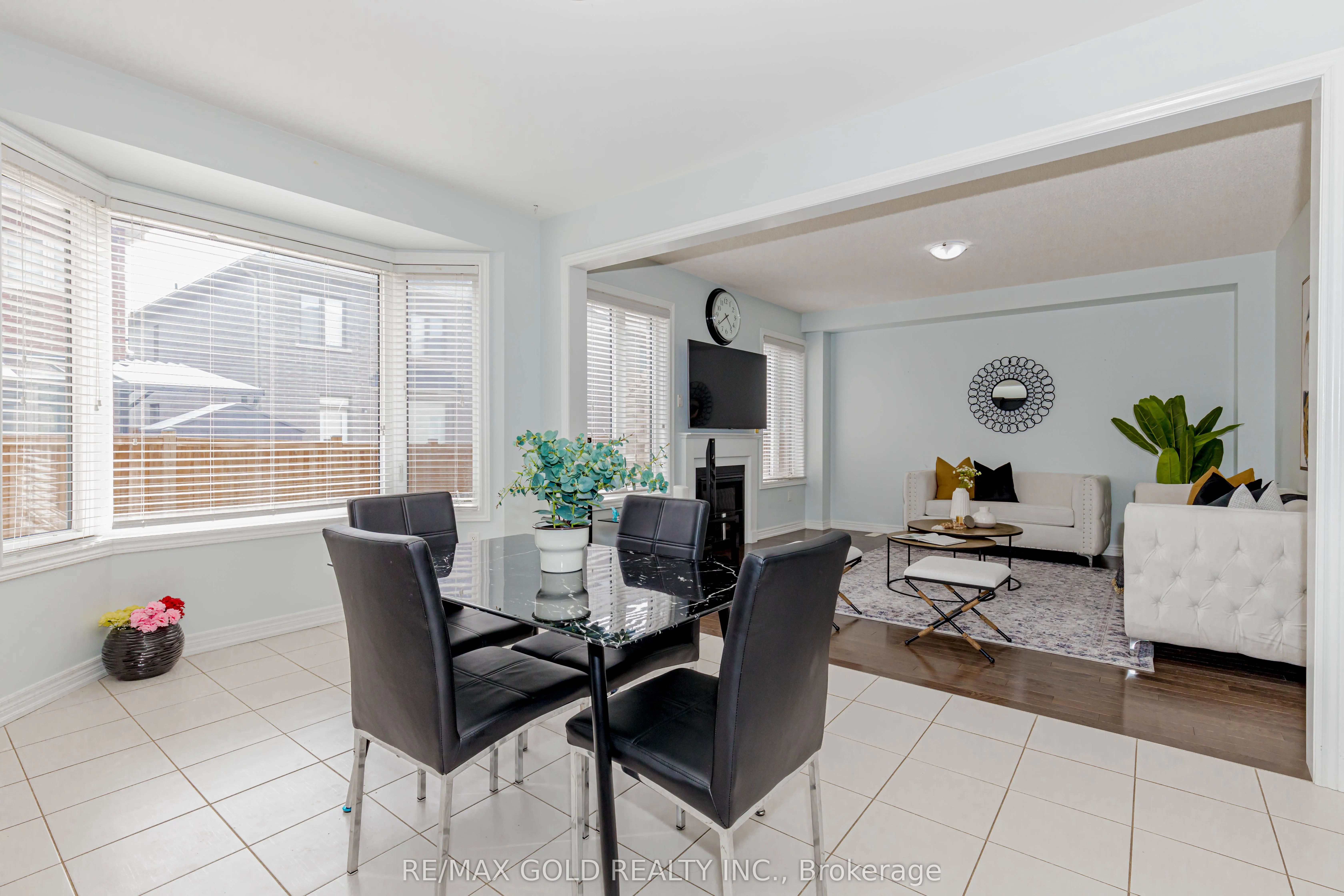 29 Ezra Crescent