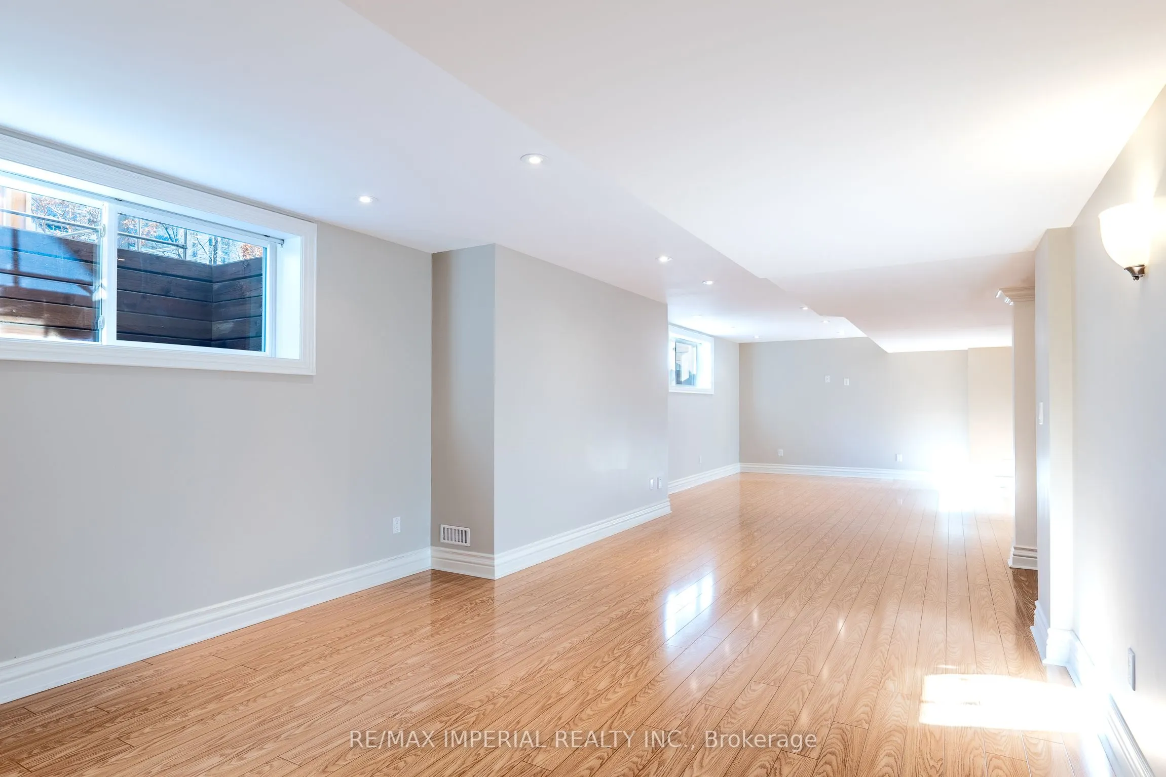 418 Queen Mary Drive