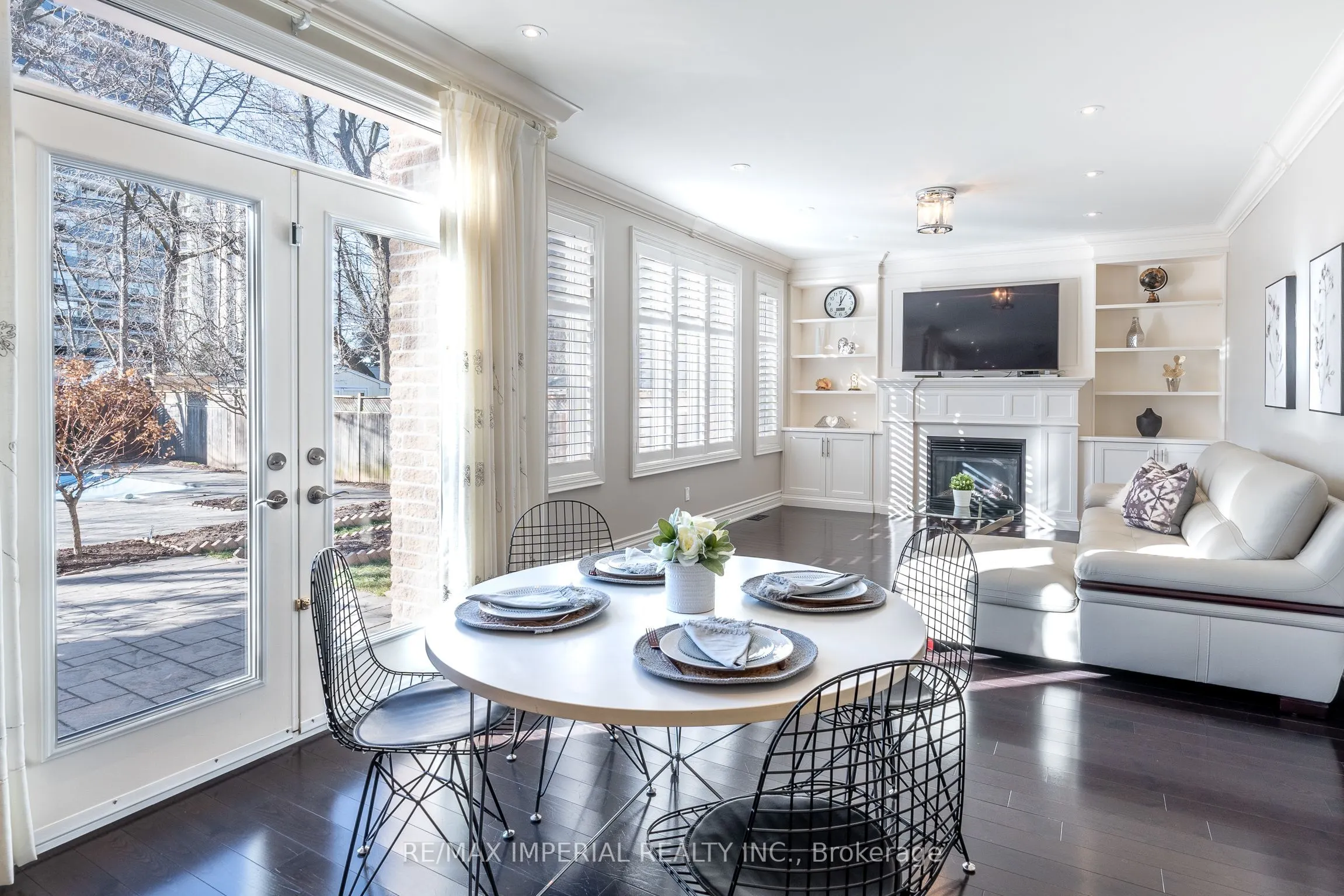 418 Queen Mary Drive