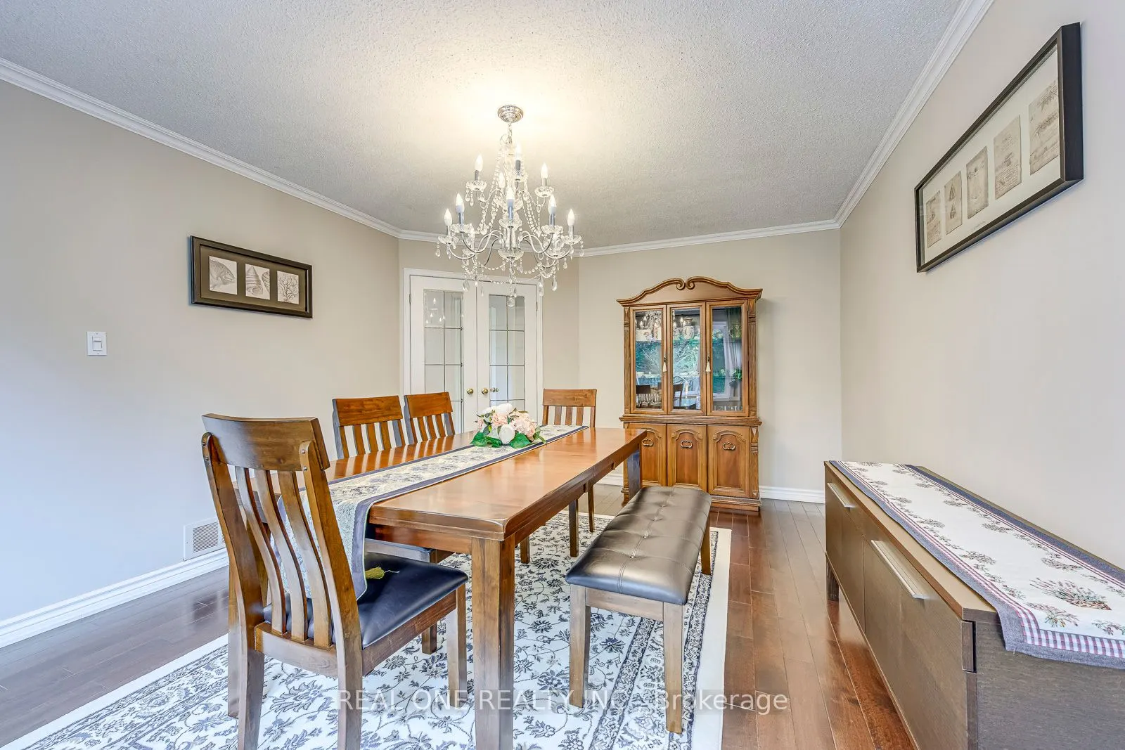 1237 Woodview Drive