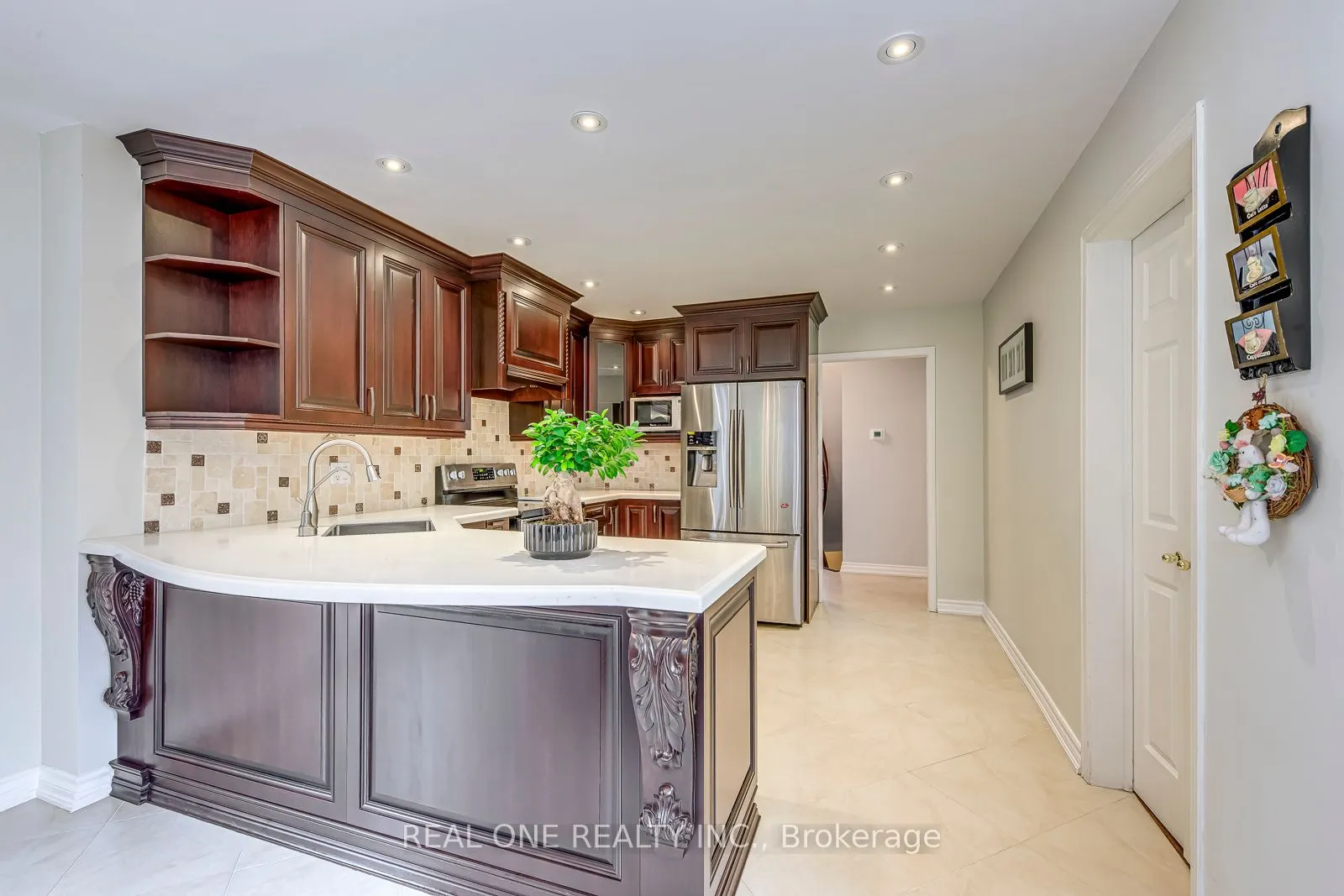 1237 Woodview Drive