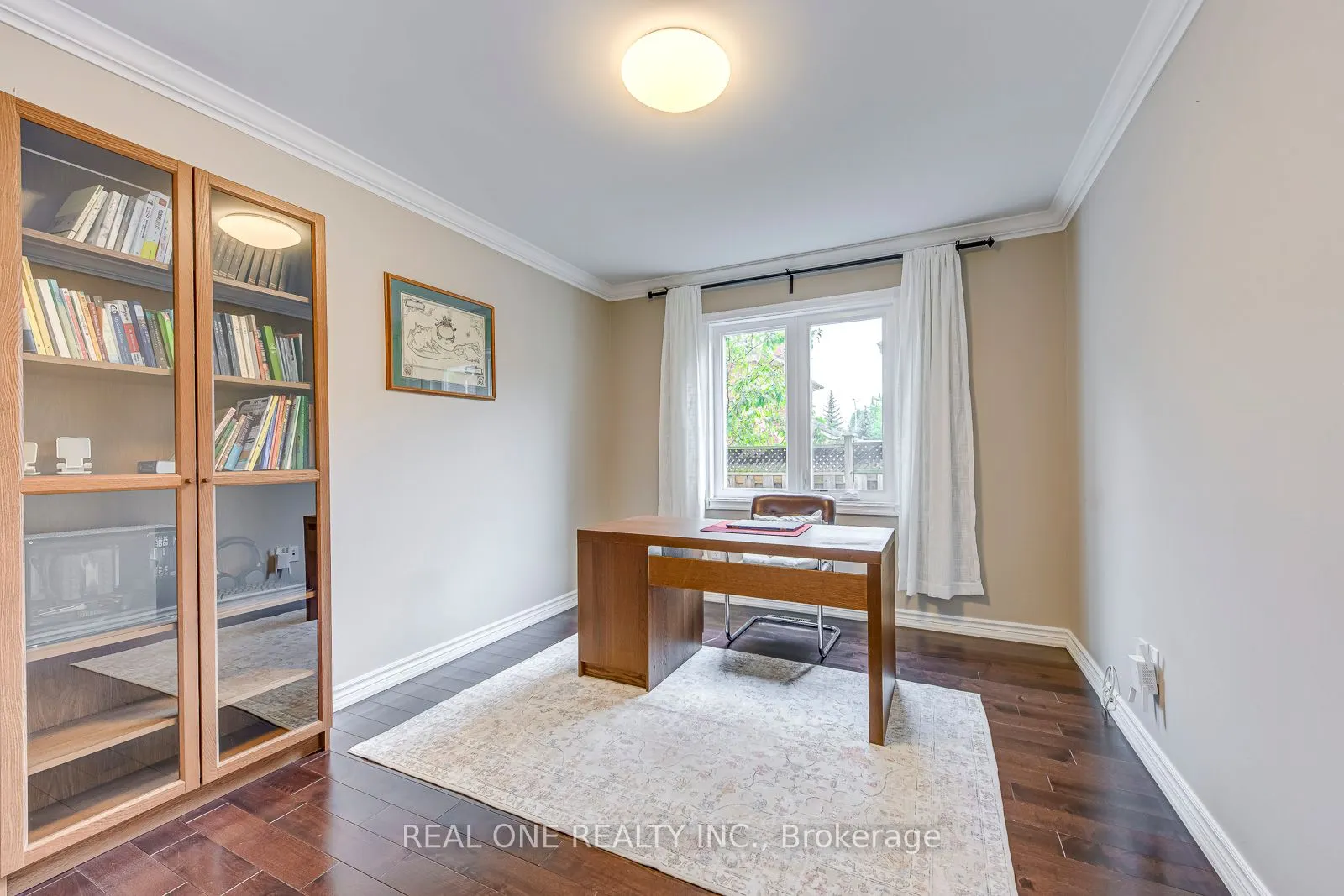 1237 Woodview Drive