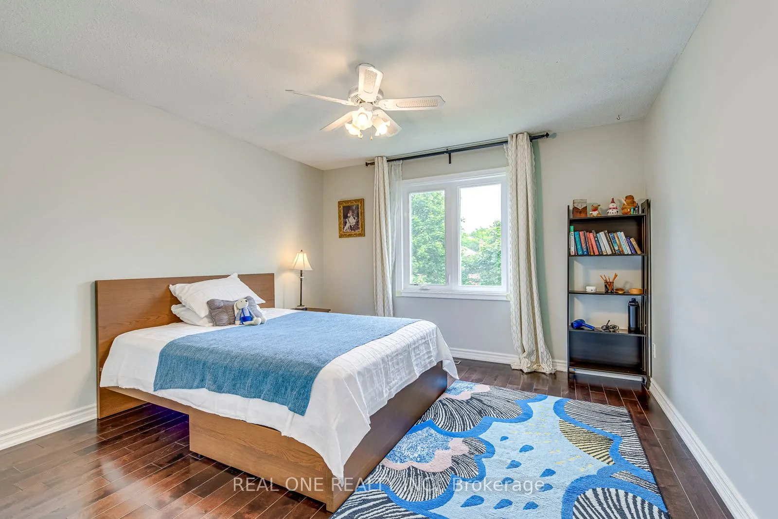 1237 Woodview Drive