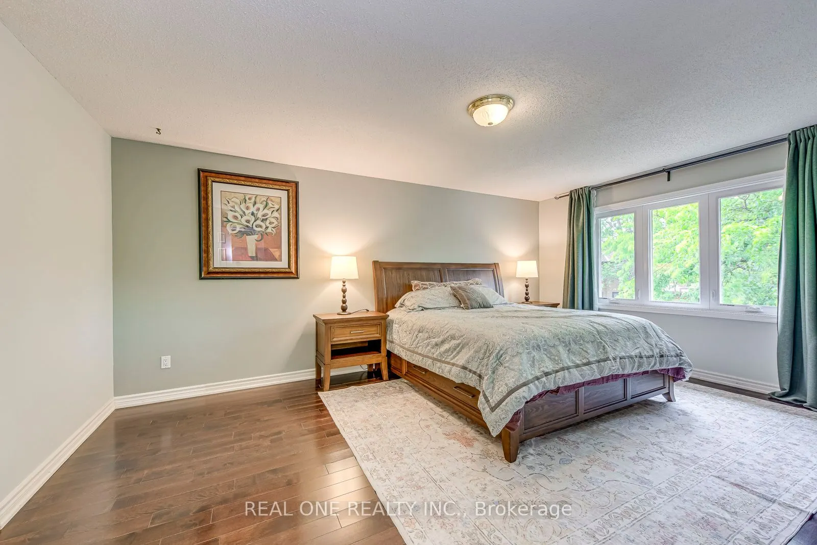 1237 Woodview Drive