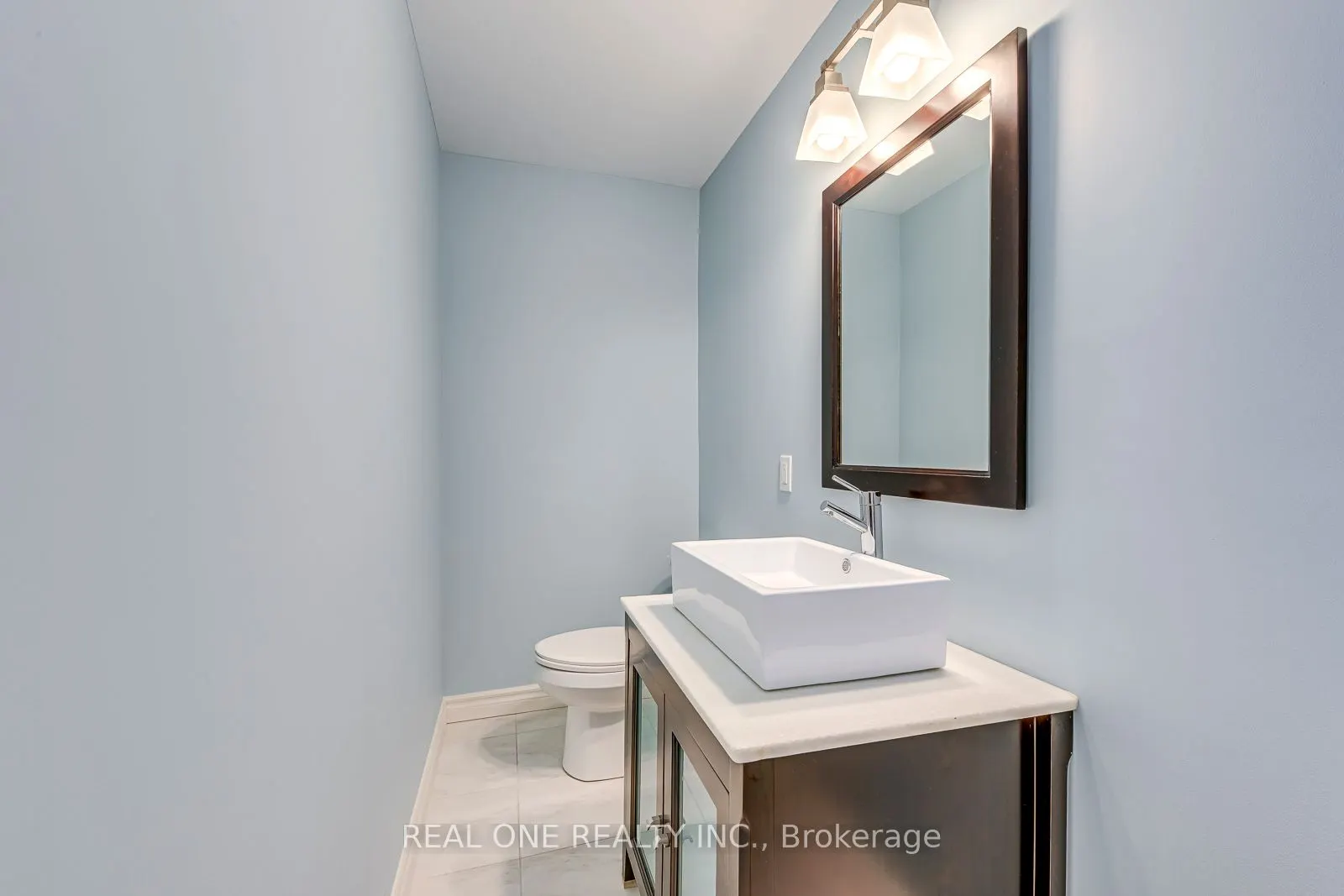 1237 Woodview Drive